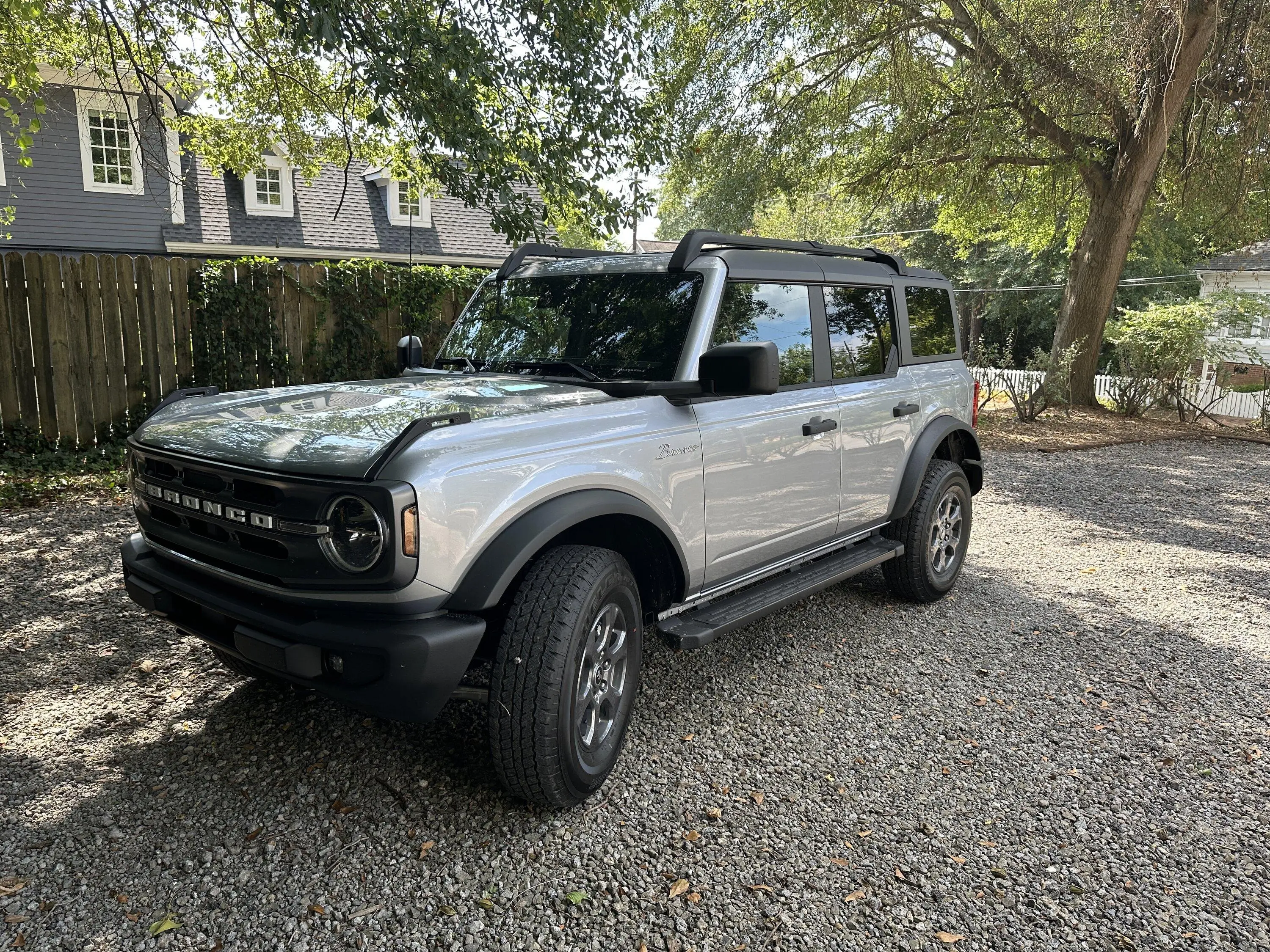 Ford Bronco ICONIC SILVER Bronco Club IMG_1211