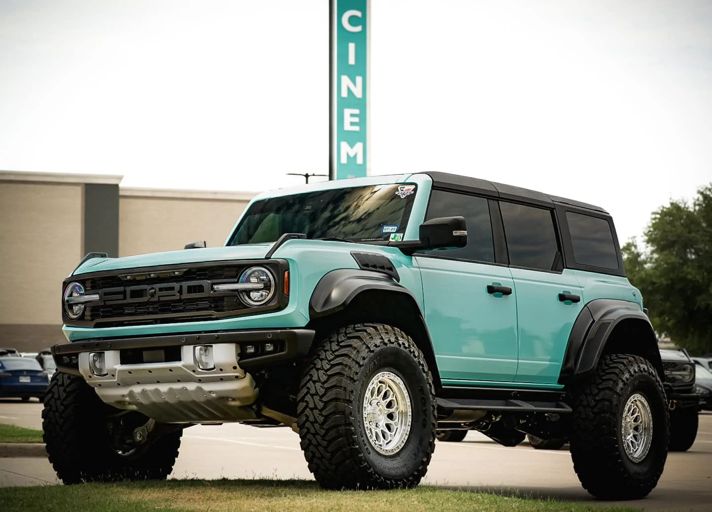 Ford Bronco Wrapped Bronco Raptor on 40's (Gloss Metal Hawaii Mint) 368362219_10168327242325161_2946438912376731128_n