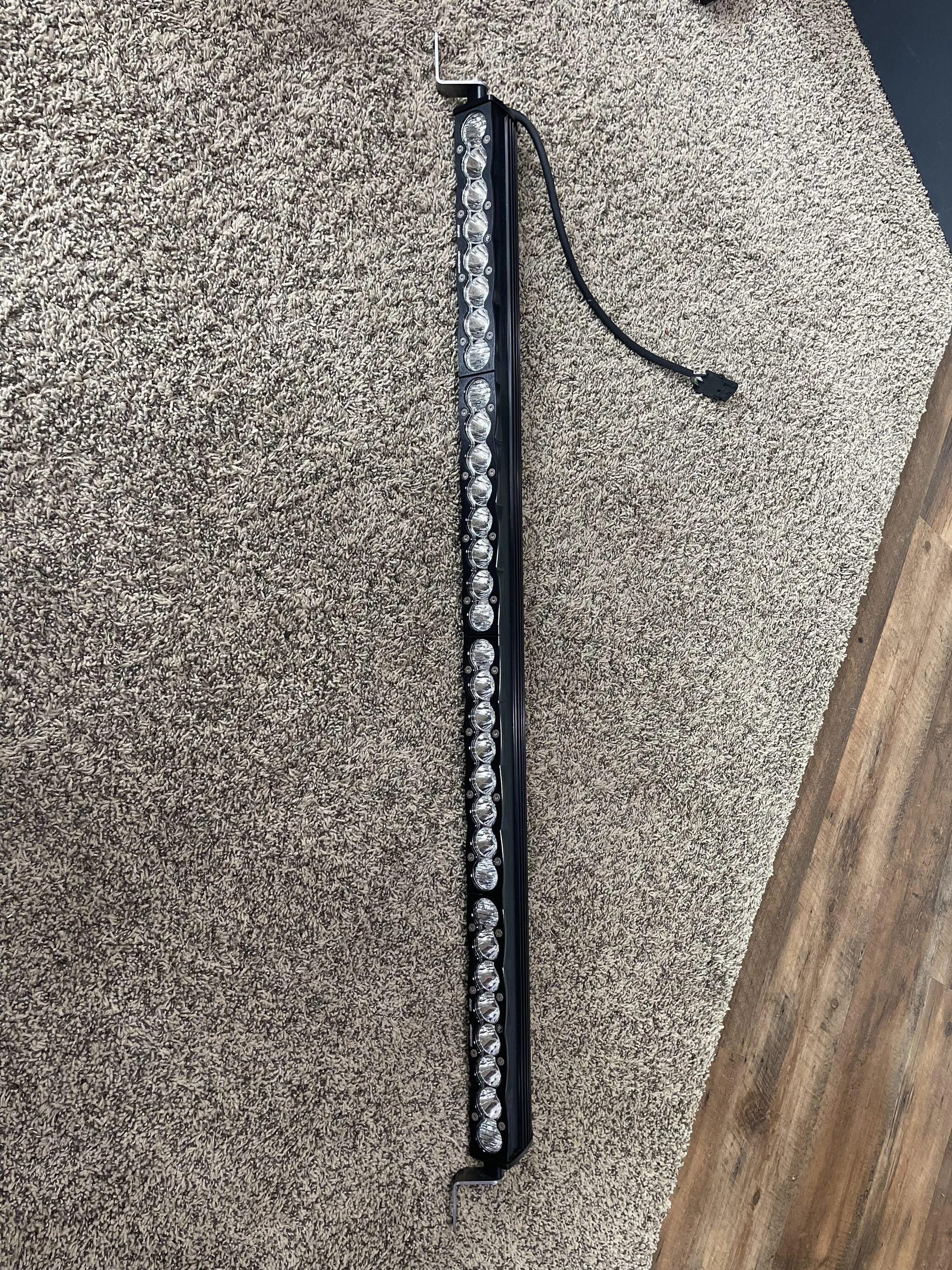 Ford Bronco Baja Designs 40" LED Light Bar (Driving Combo Pattern S8 Series) 71433610240__BF192FCE-D975-4715-AE69-1CB47F274323 2