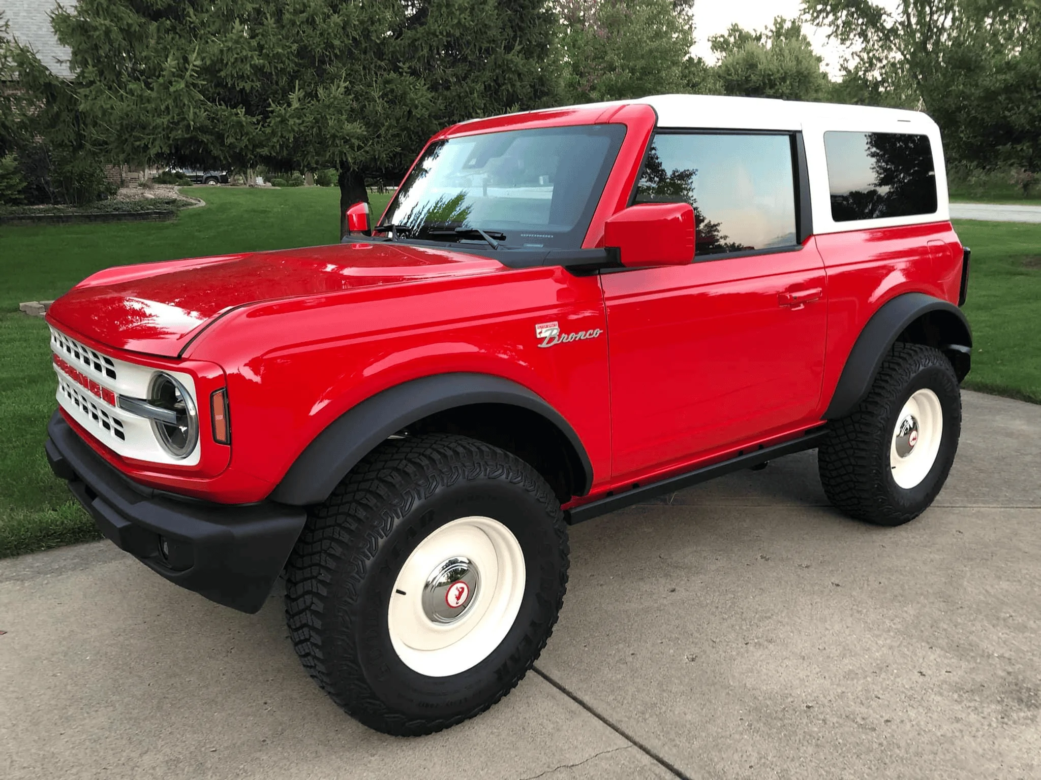 Ford Bronco HERITAGE EDITION Bronco Club 1693347736241