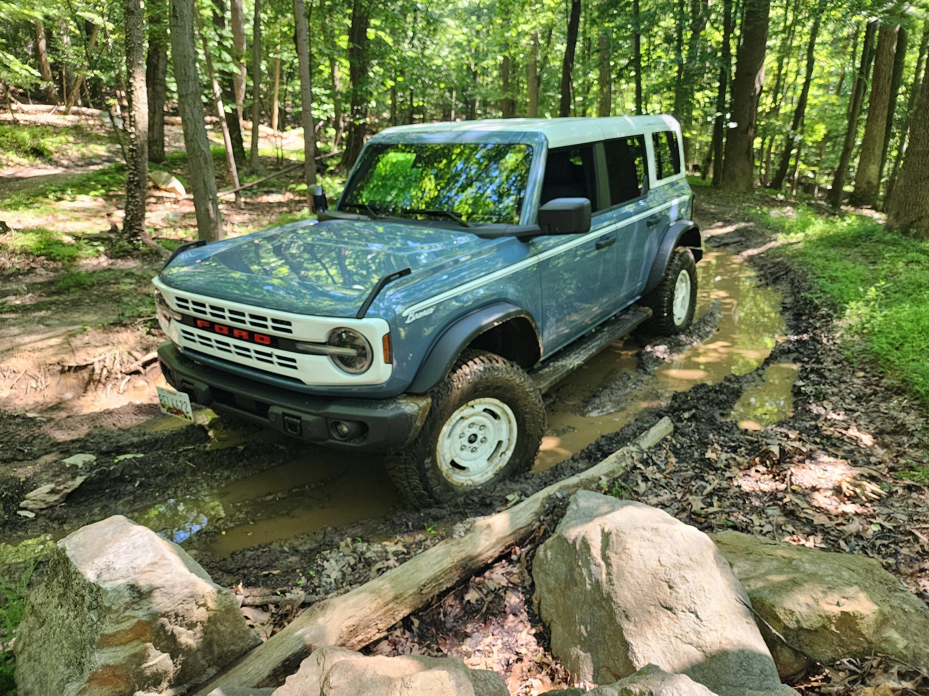 Ford Bronco HERITAGE EDITION Bronco Club 1693348781584