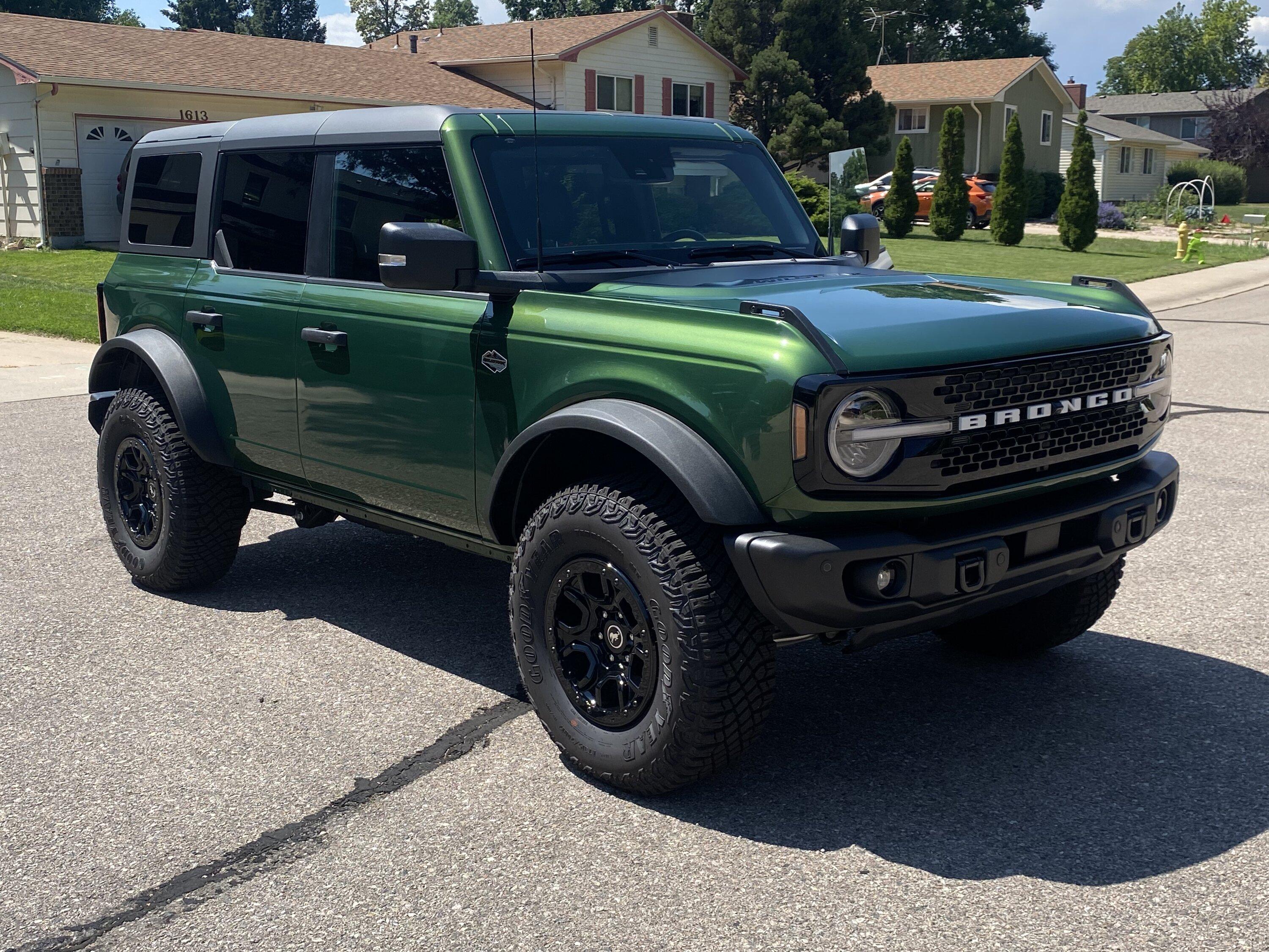 Ford Bronco 2023 Eruption Green Wildtrak IMG_2865