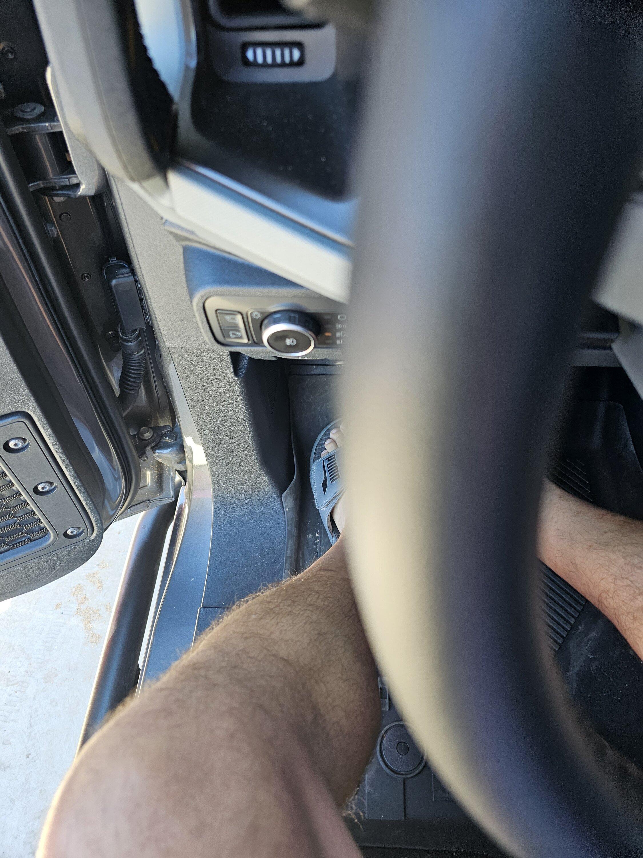 Ford Bronco Anyone else accidentally turning on headlights? 20230830_124346