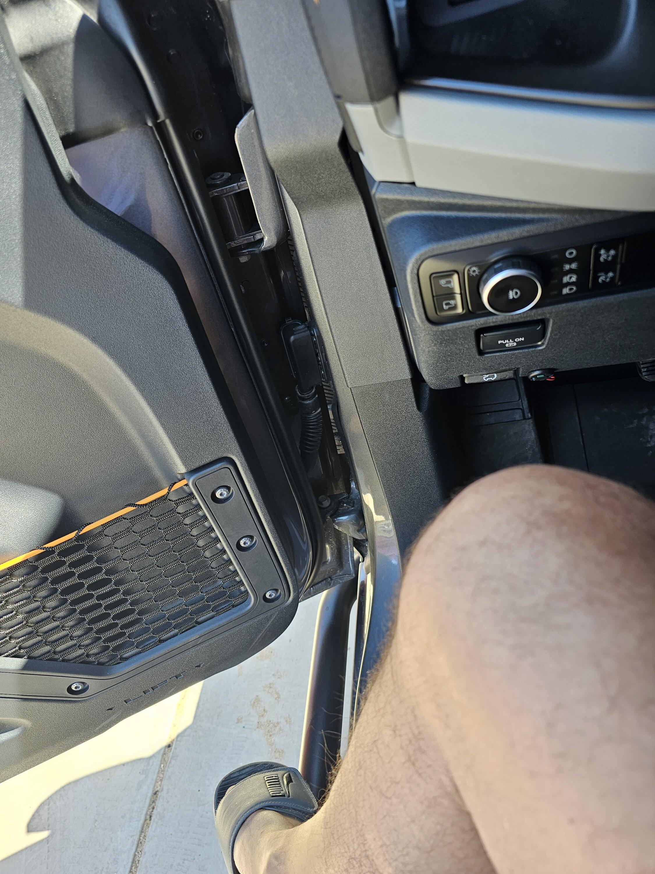 Ford Bronco Anyone else accidentally turning on headlights? 20230830_124401