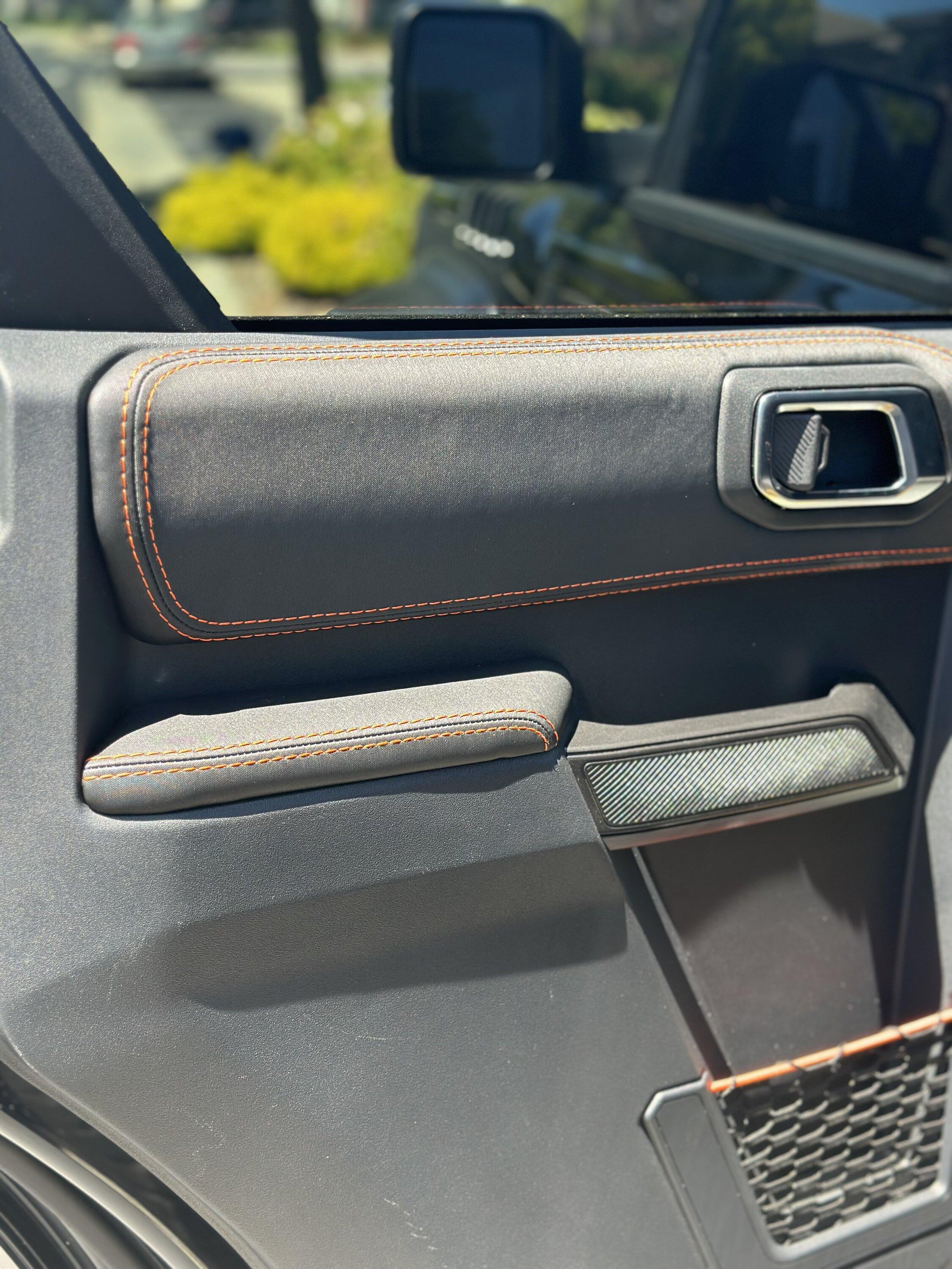Ford Bronco Upper Dash Pad Upholstered in Leather? IMG_9186
