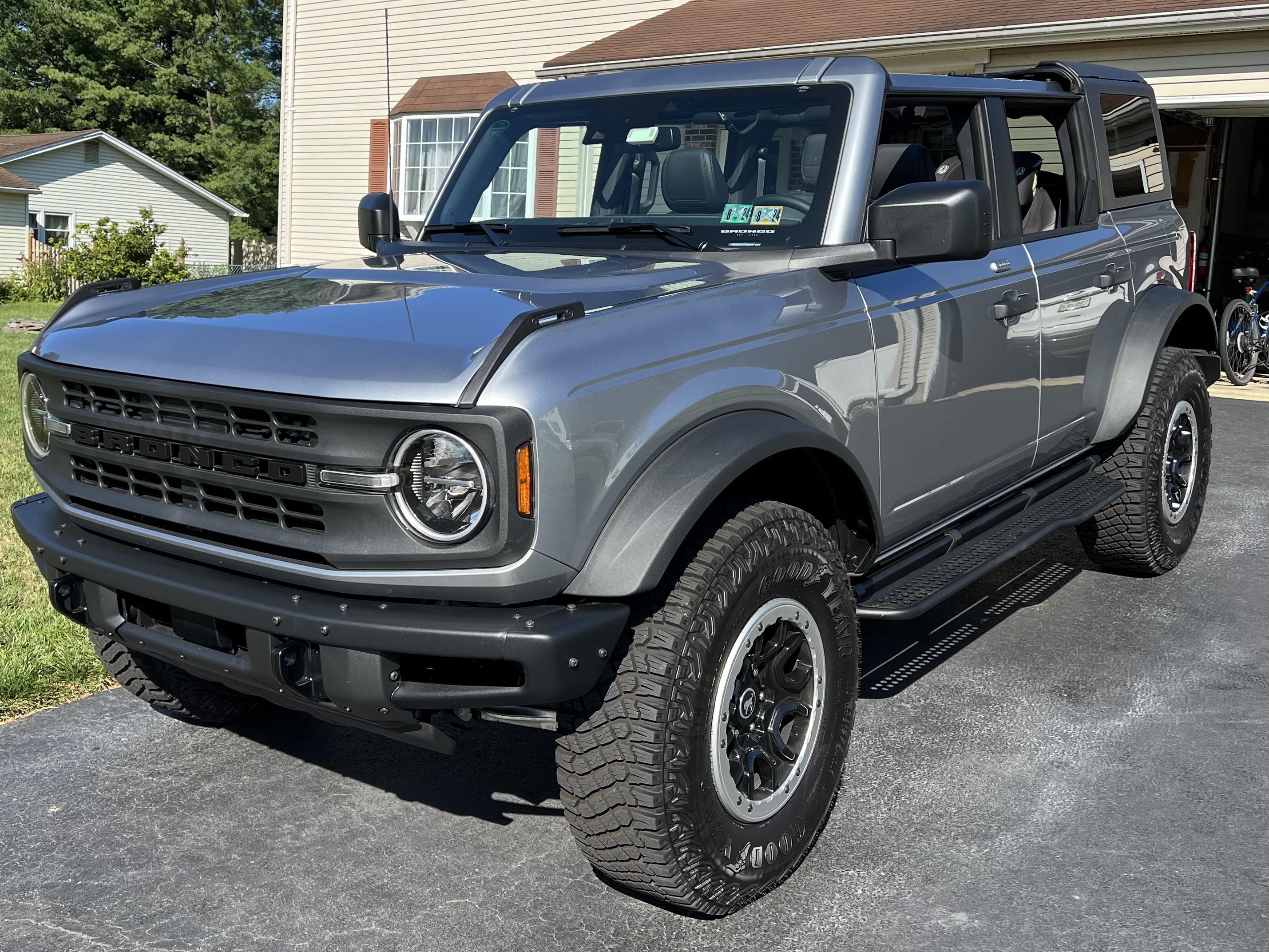 Ford Bronco Dirty Jerzy roll call IMG_8638