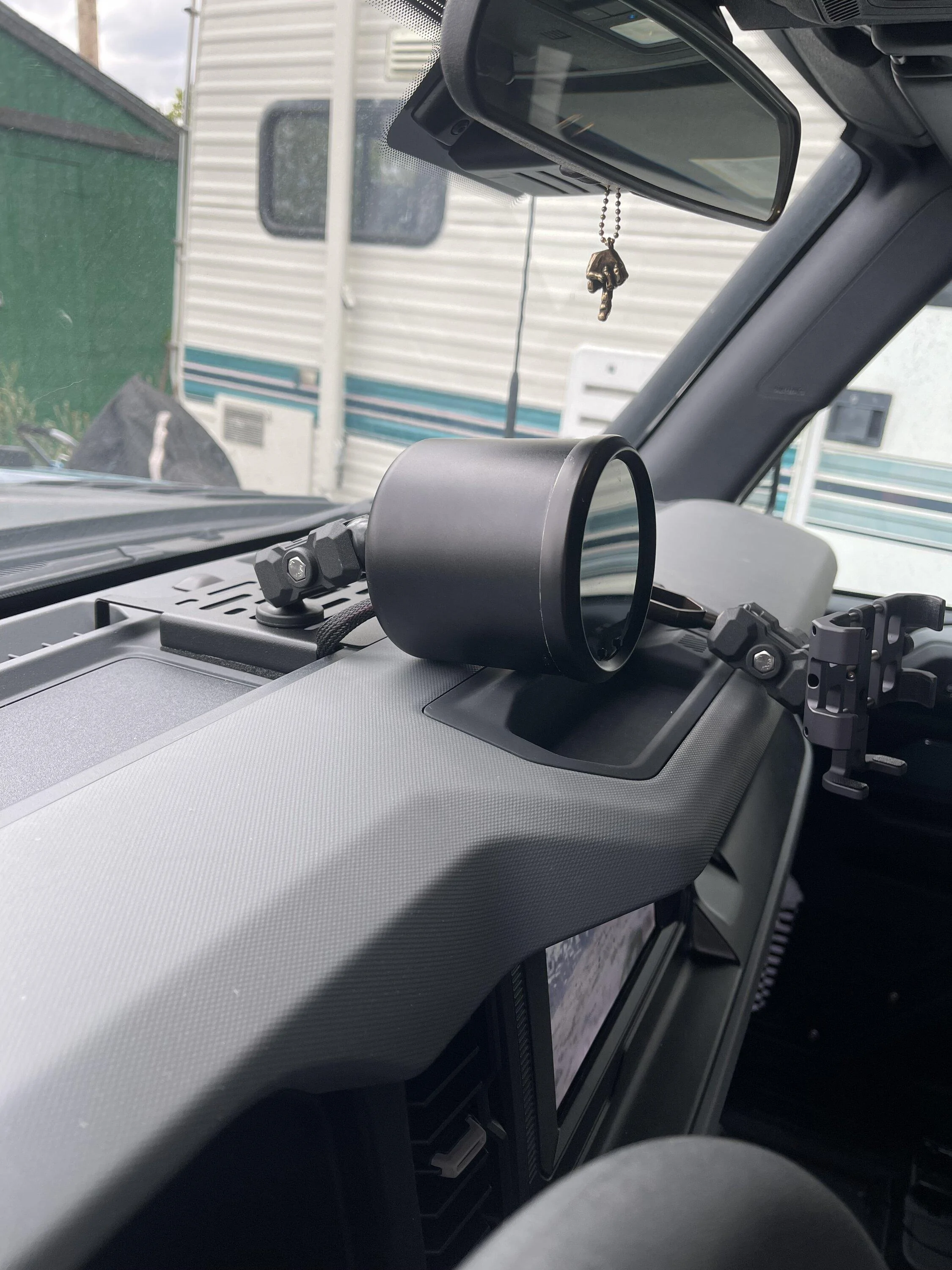 Ford Bronco Adding a tachometer IMG-1081