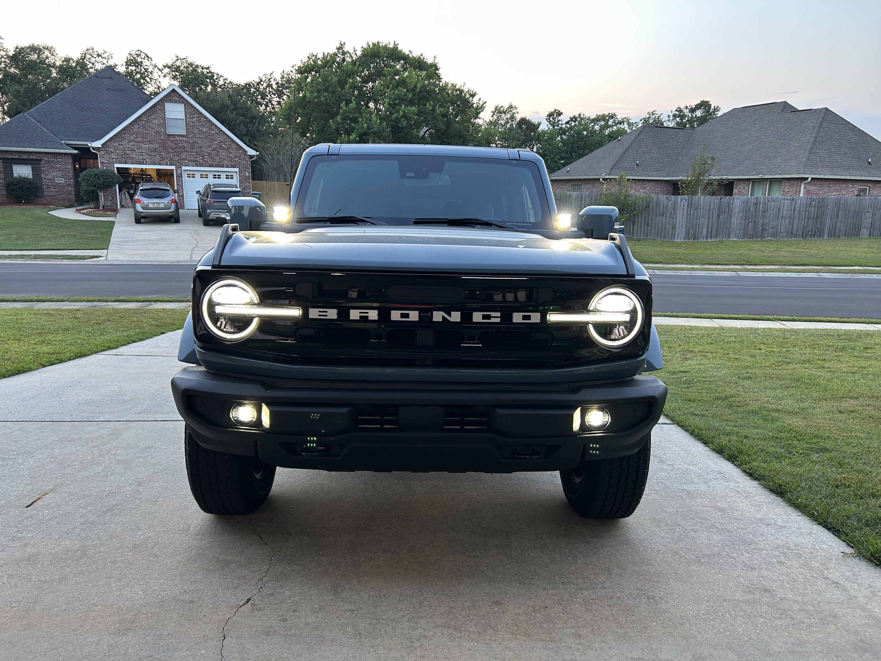 Ford Bronco What did you do TO / WITH your Bronco today? 👨🏻‍🔧🧰🚿🛠 0C502537-C7CA-4E0A-8C02-E6F13EE2F615