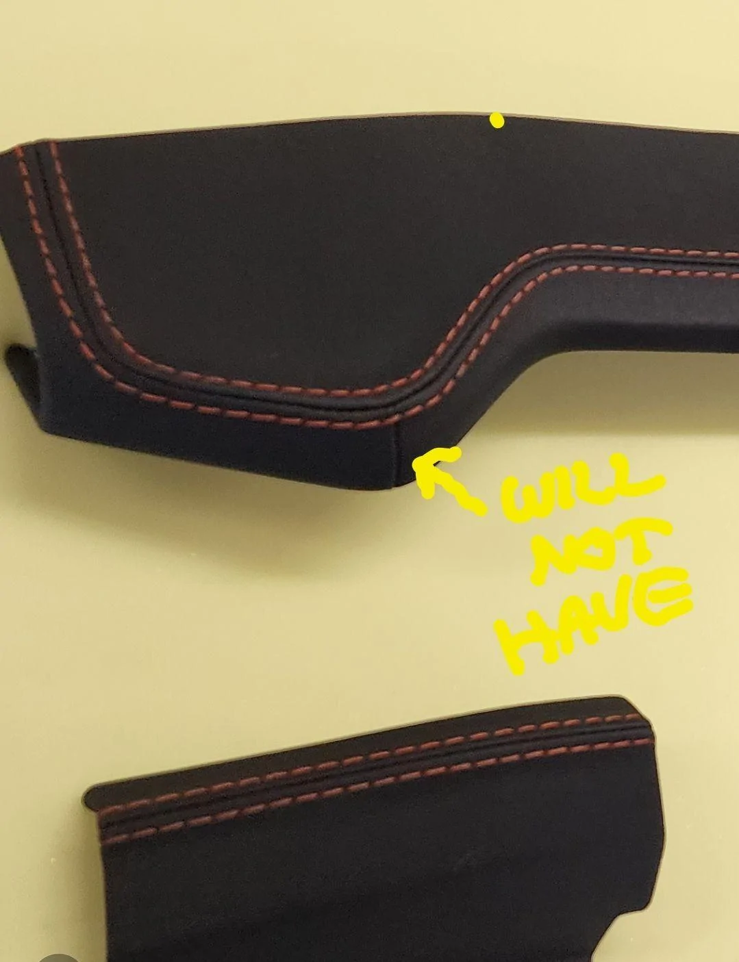 Ford Bronco Upper Dash Pad Upholstered in Leather? image000000
