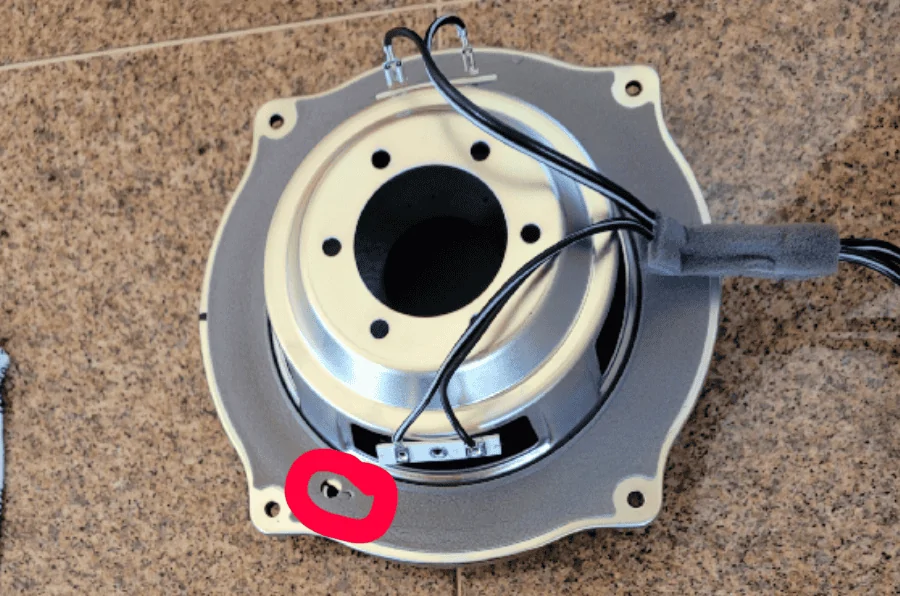 Ford Bronco Fake sub/amp...Now what? IMG_1607