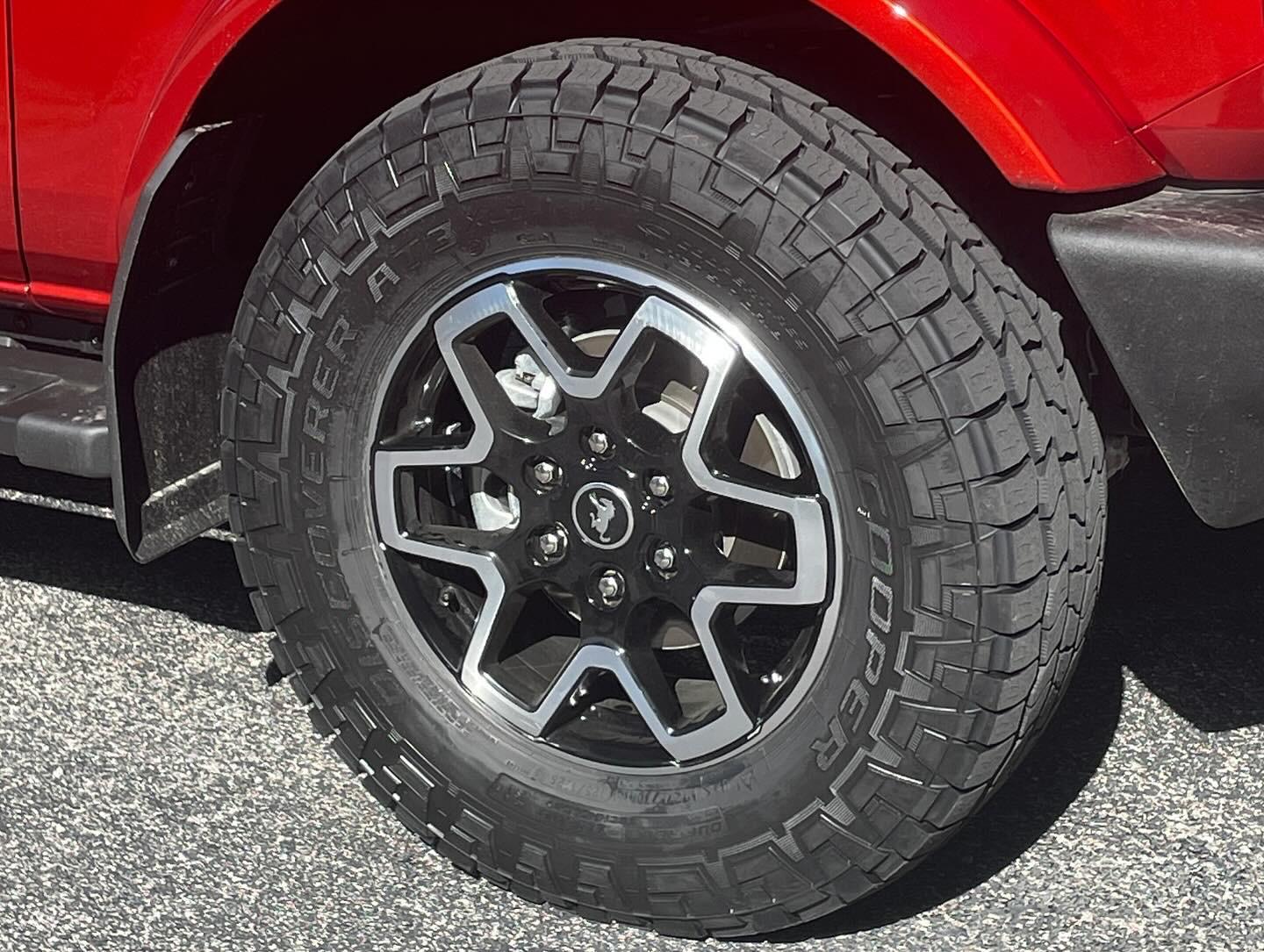 Ford Bronco Show us your installed wheel / tire upgrades here! (Pics) 4275478E-A956-4381-B015-345A845CD114.JPG