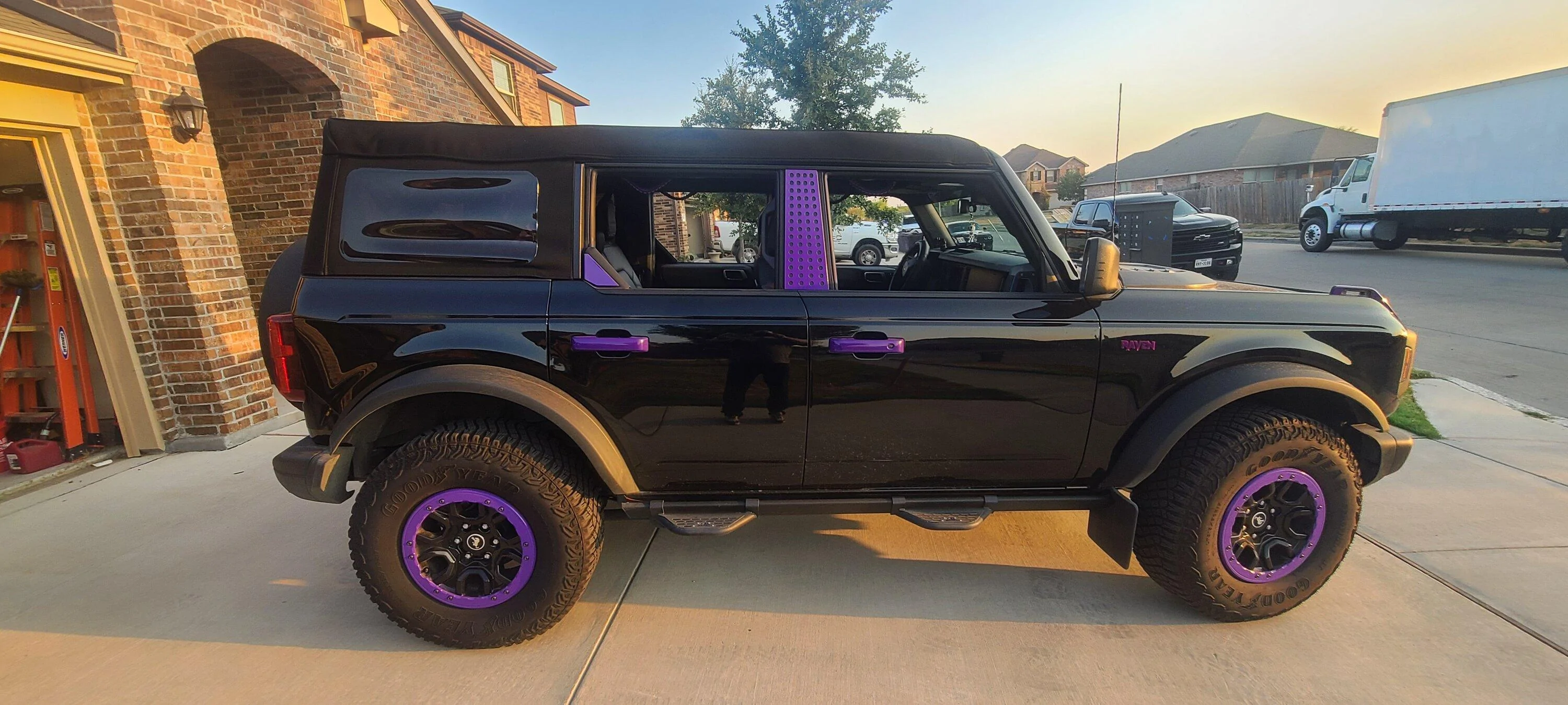 Ford Bronco Pillar Covers in Sinbad Purple installed 20230901_192039