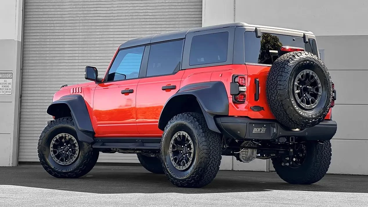 Ford Bronco Borla Exhaust for Bronco Raptor - First Look & Listen [updated by mods] 2023-ford-bronco-raptor-2