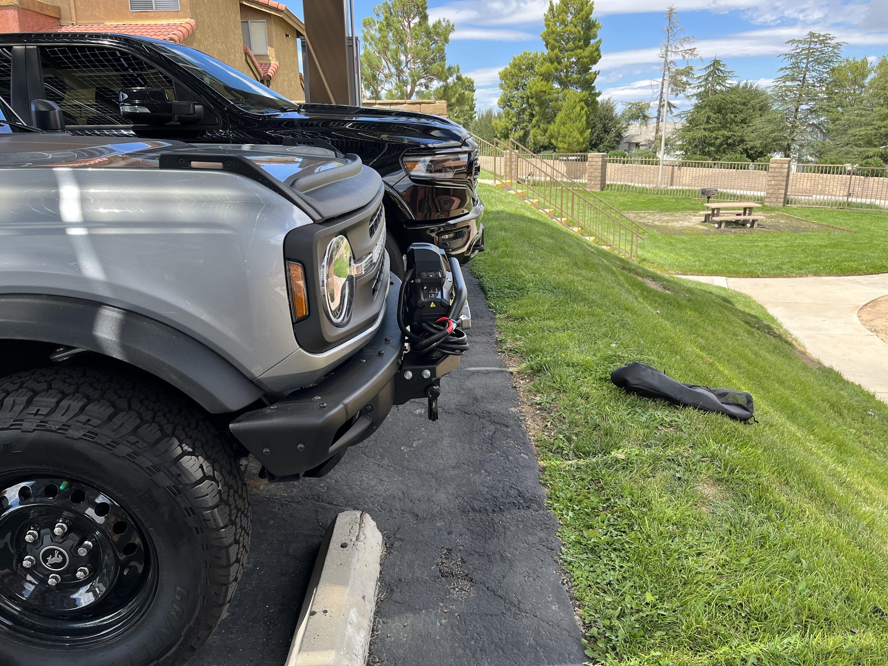 Ford Bronco Buckle up Buttercup winch mount. IMG_0580.JPG