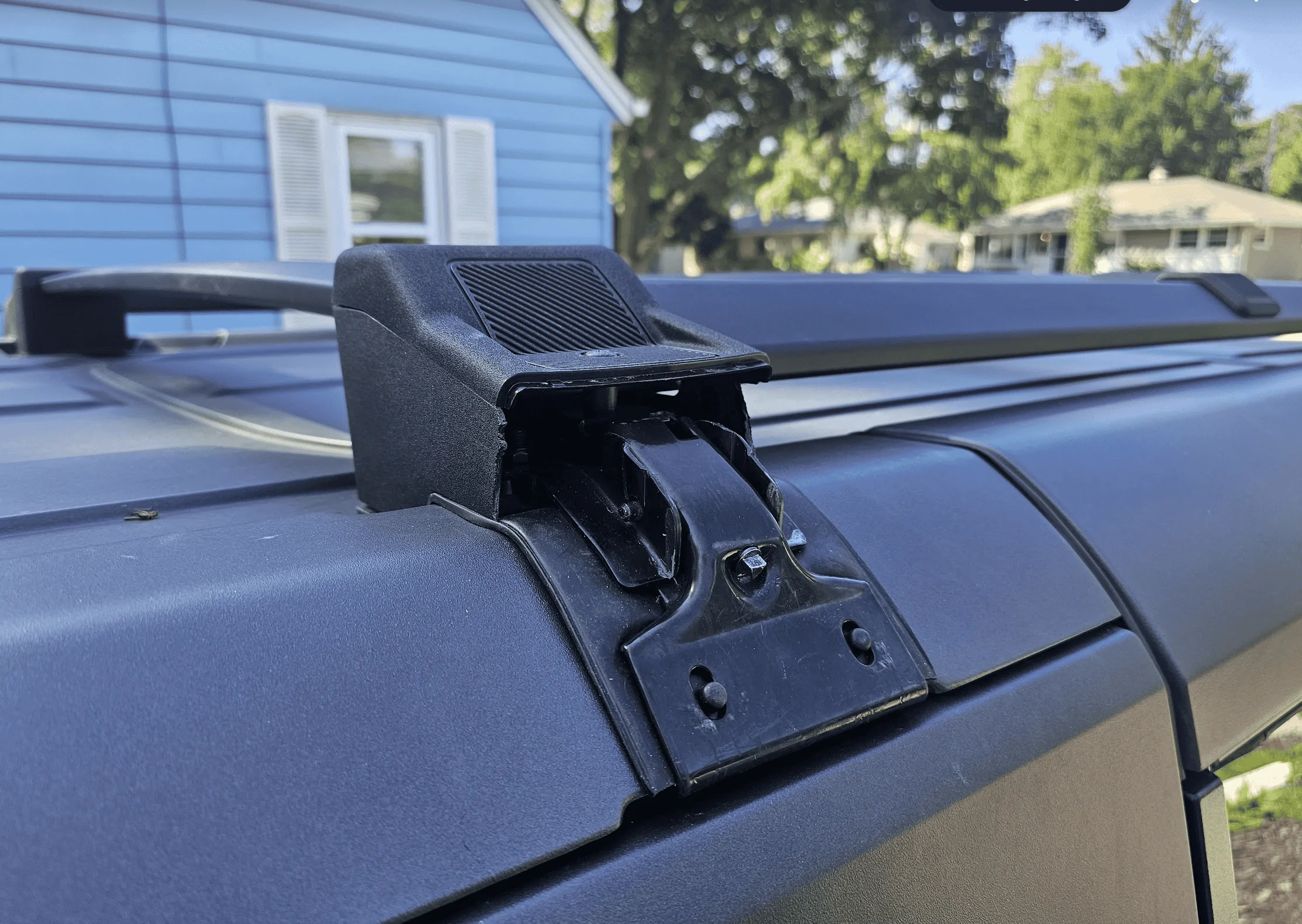 Ford Bronco OEM Rack - Broken Cover 1693758487204
