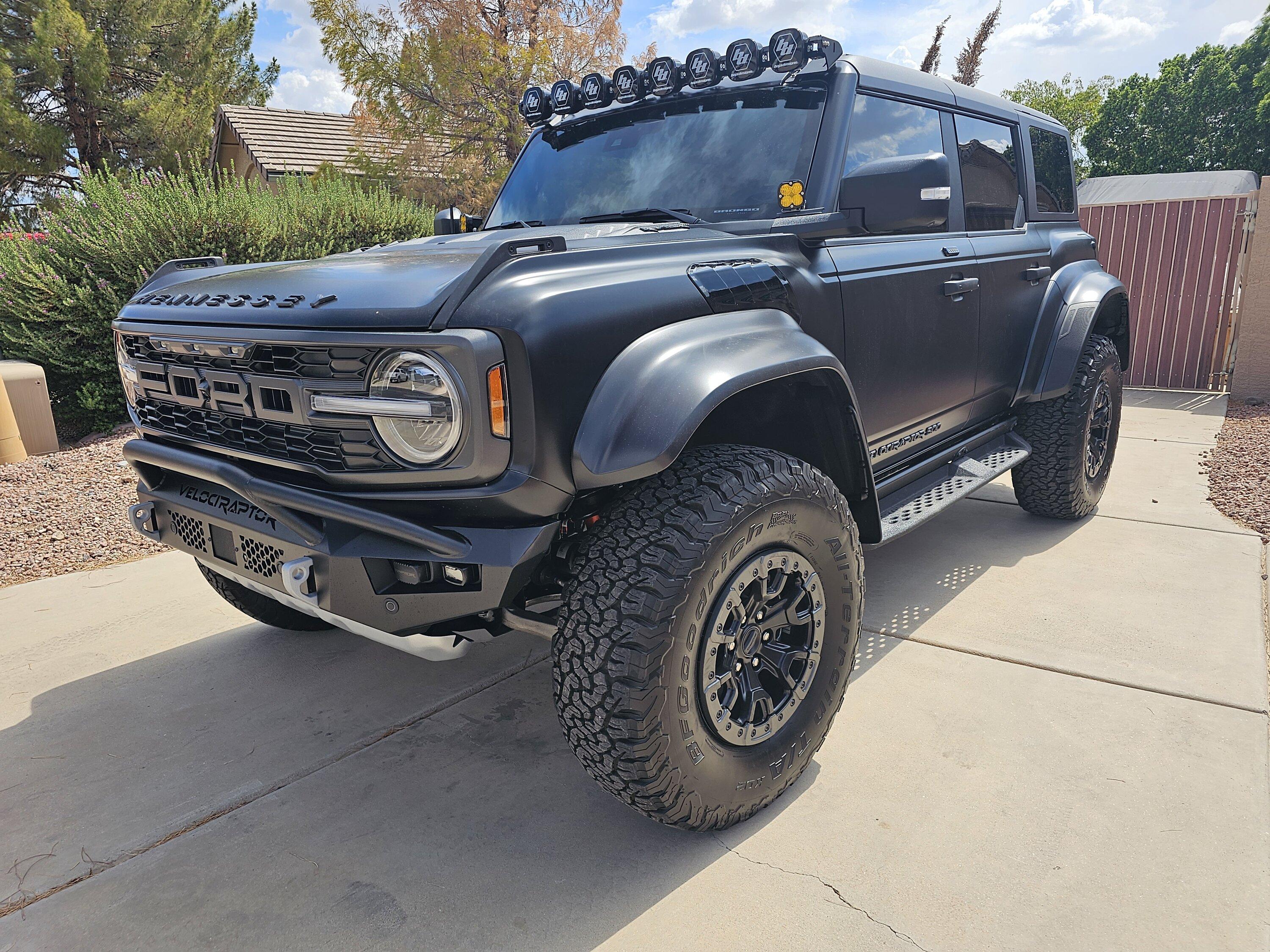 Ford Bronco PPF/Stealth Over OEM Decals 20230902_134106
