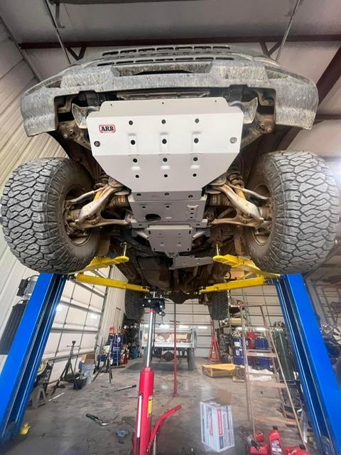 Ford Bronco Forced armor upgrades: aluminum pan, ARB skid plates, Icon 3" lift IMG_0834