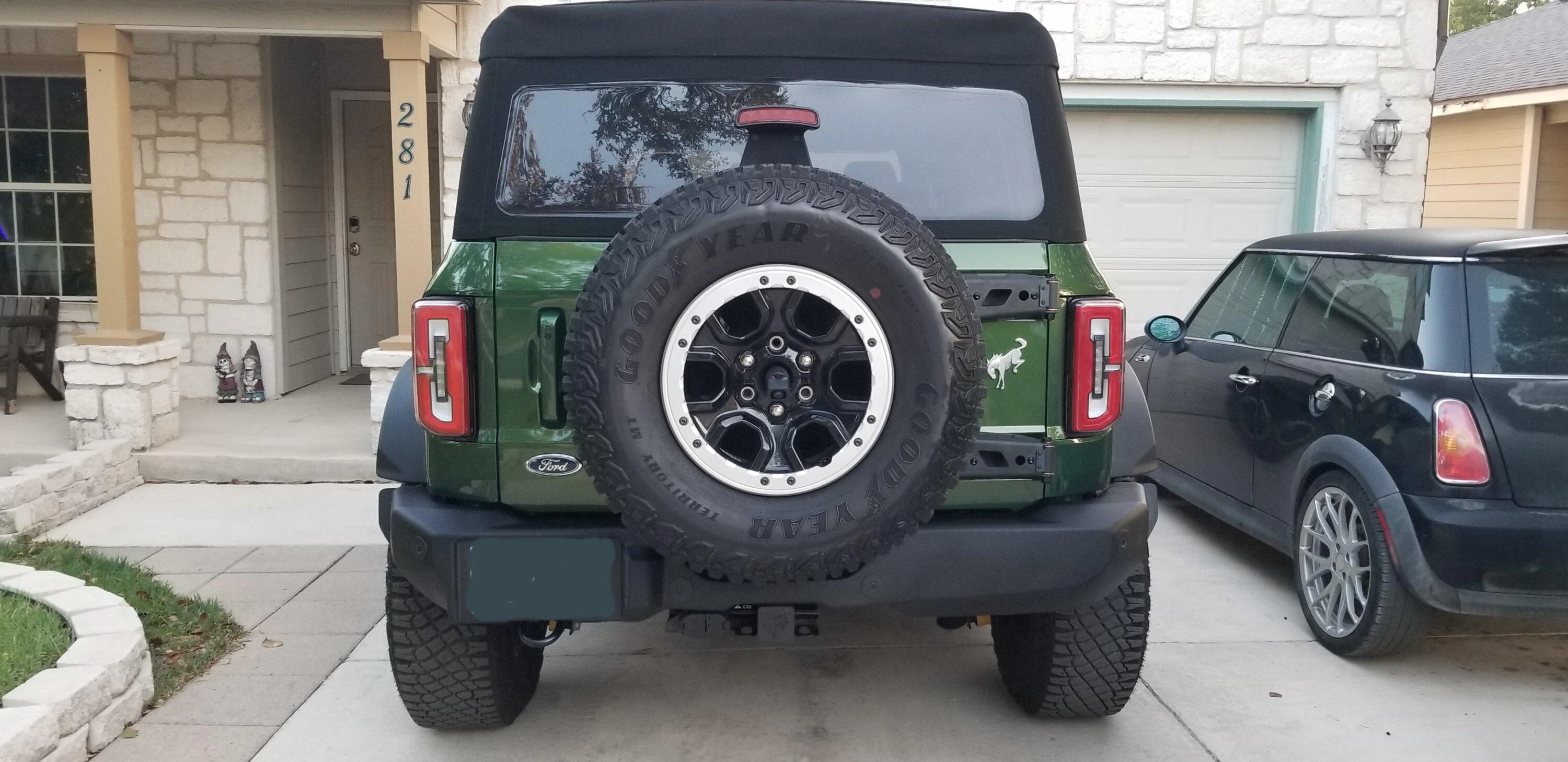 Ford Bronco Turn Offroad tailgate reinforcement 20230905_074621