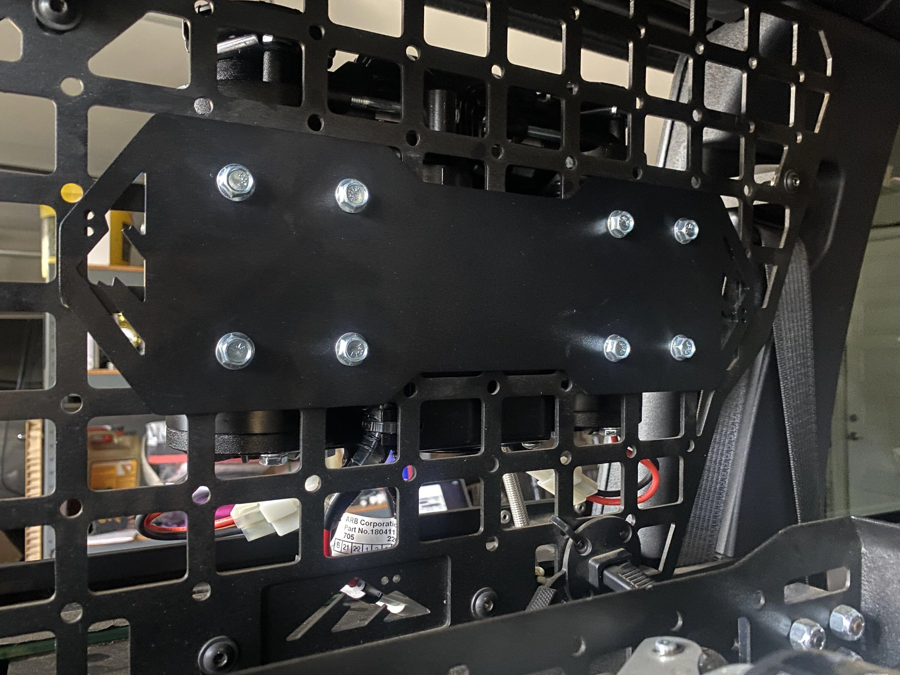 Alternative ARB twin compressor mounting location: upper roll bar