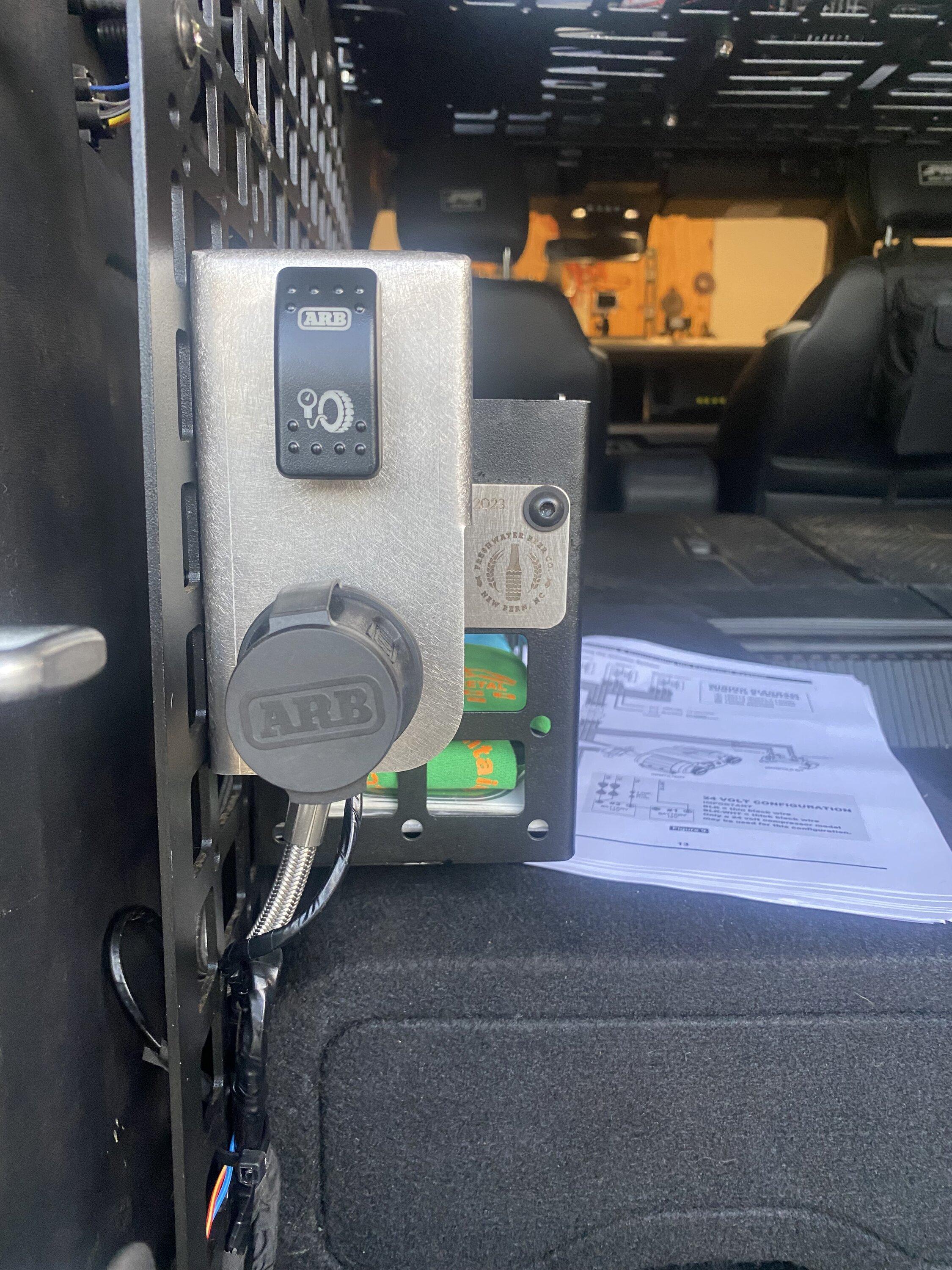 Alternative ARB twin compressor mounting location: upper roll bar