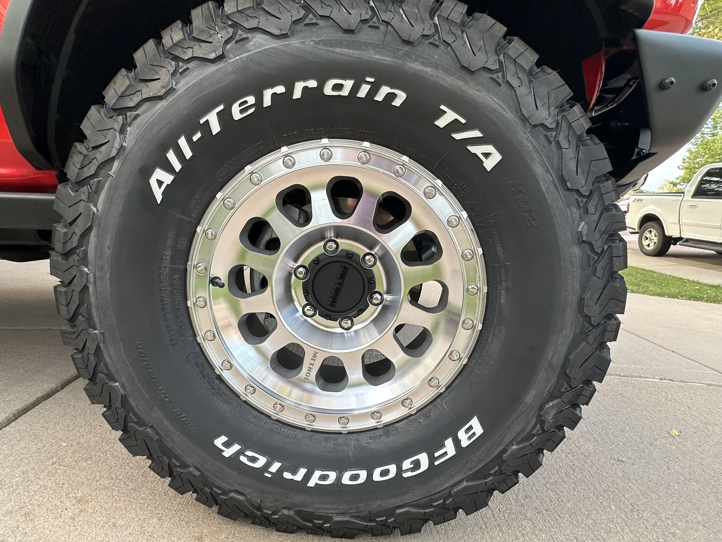 Ford Bronco "Old School" Classic Bronco Looks [Photos Edition] -- post pics of your build! IMG_3218