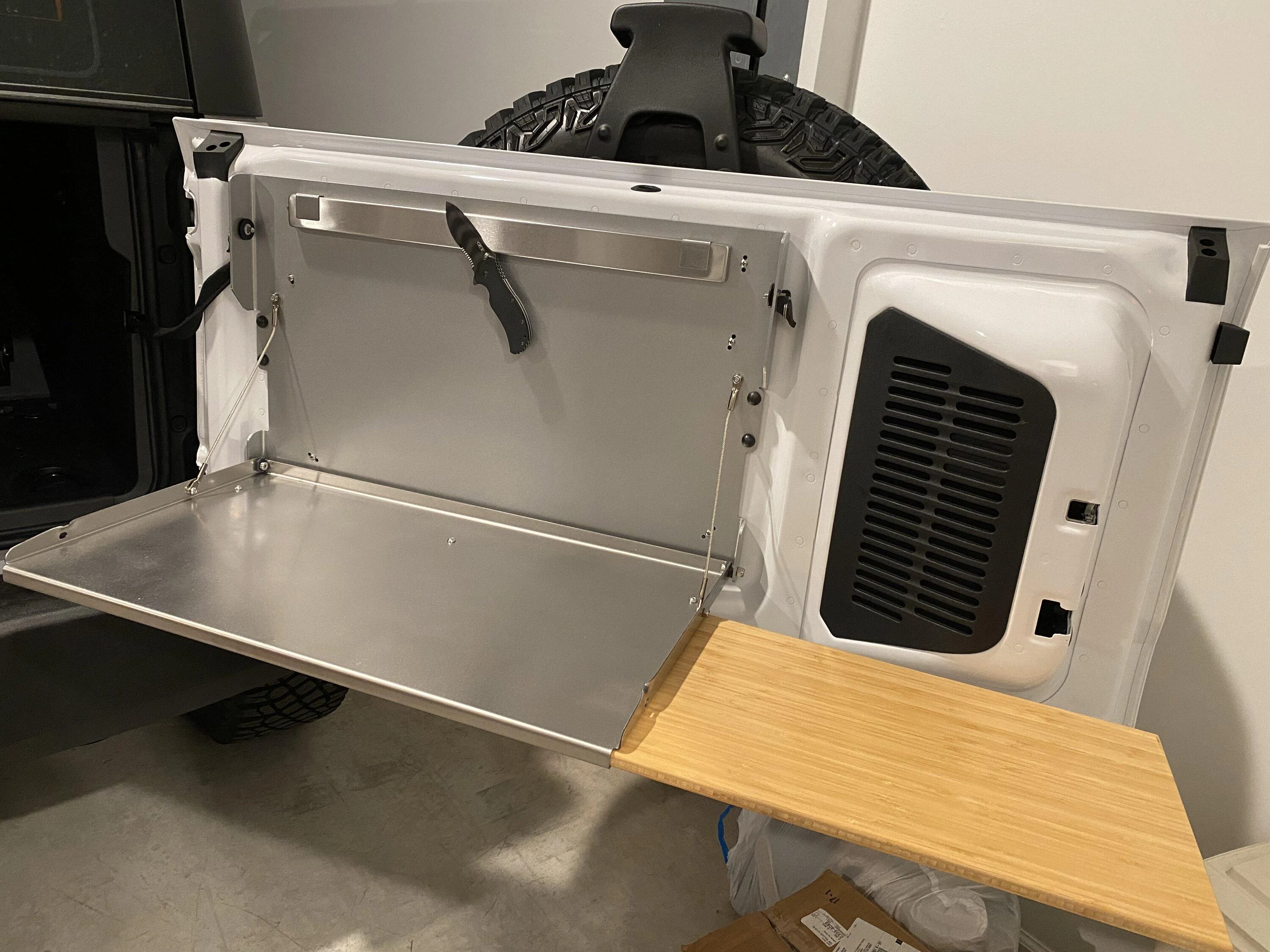 Ford Bronco Tailgate Table recommendations? 1E9A8368-72A0-4129-A64F-082E28FDE26F