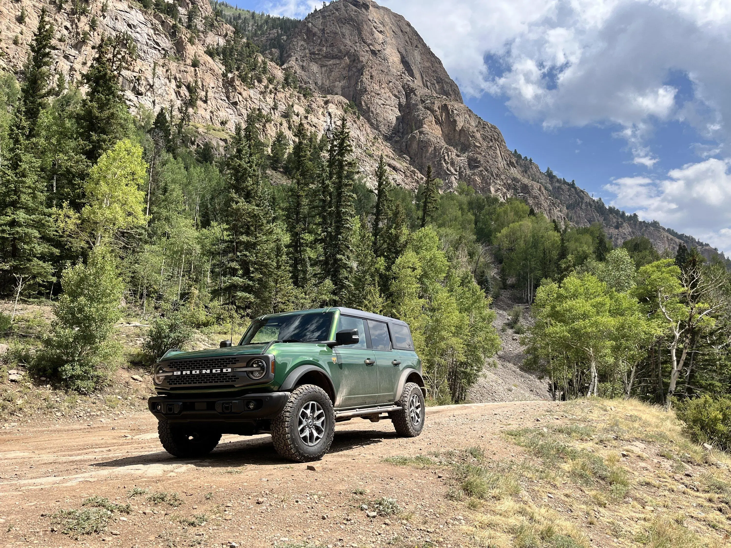 Ford Bronco Cinnamon Pass and Crested Butte with Eruption Green 7MT Badlands IMG_8465