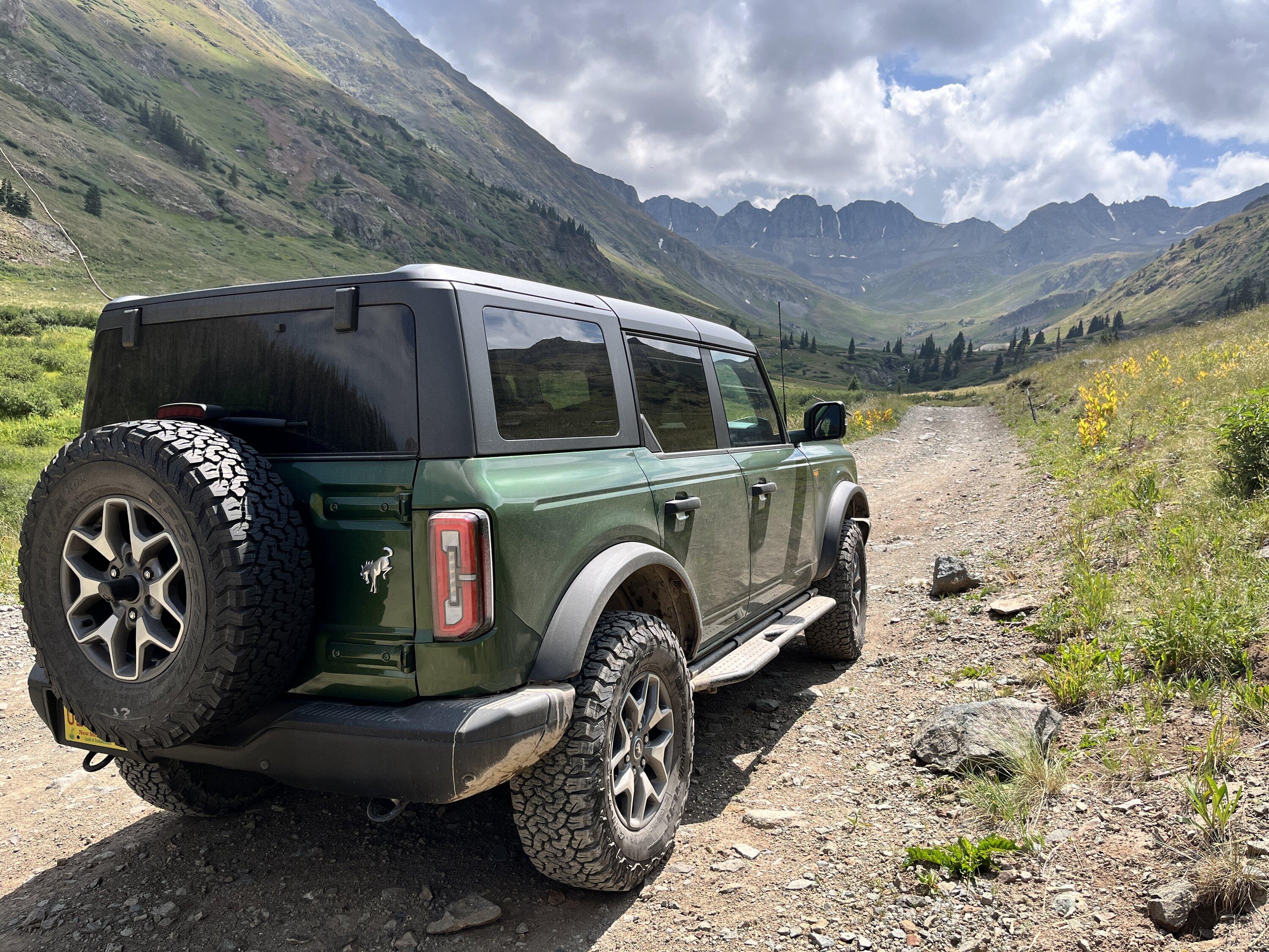 Ford Bronco Cinnamon Pass and Crested Butte with Eruption Green 7MT Badlands IMG_8620