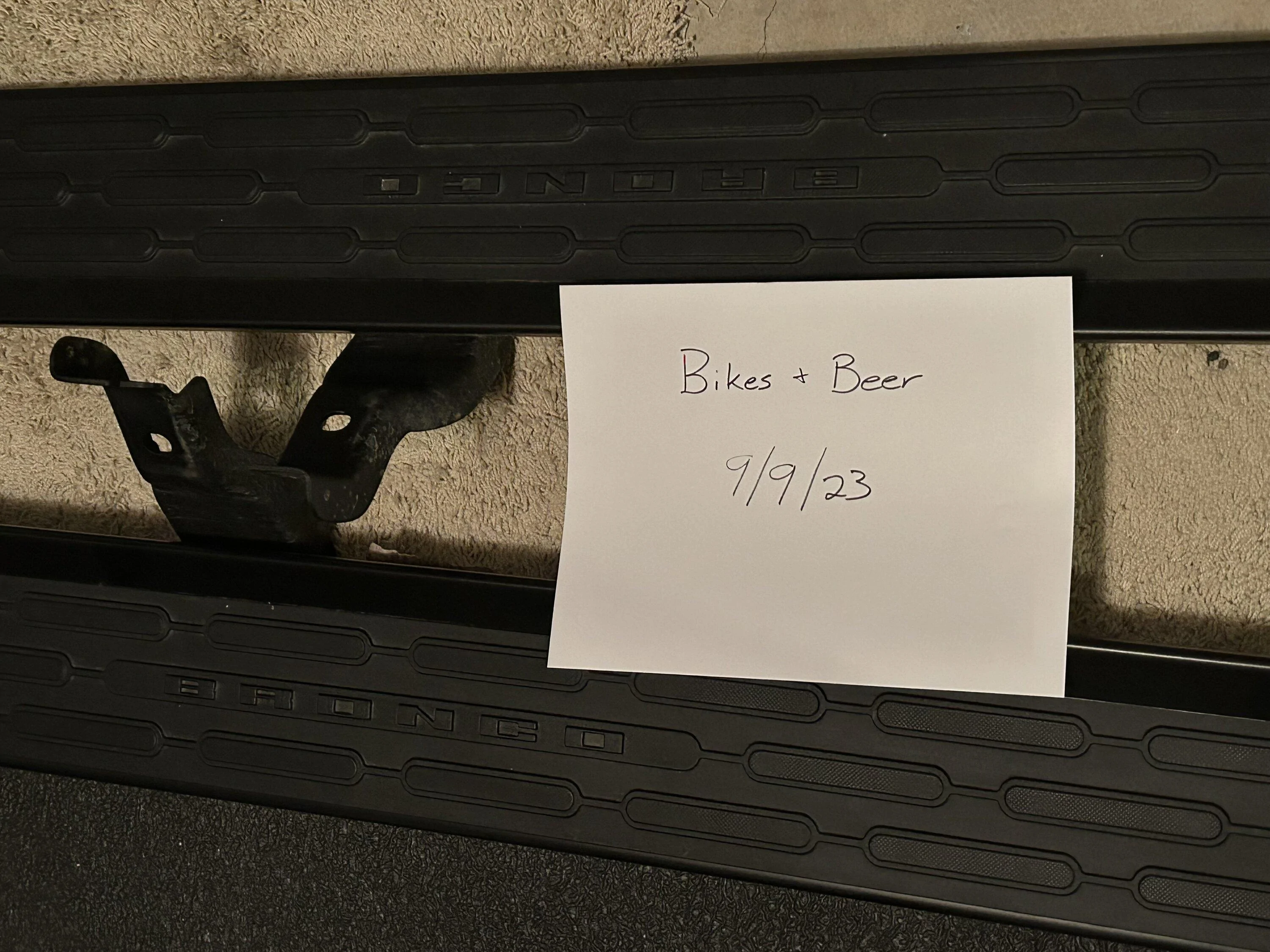 Ford Bronco WTS 4DR OEM Running Boards IMG_3381
