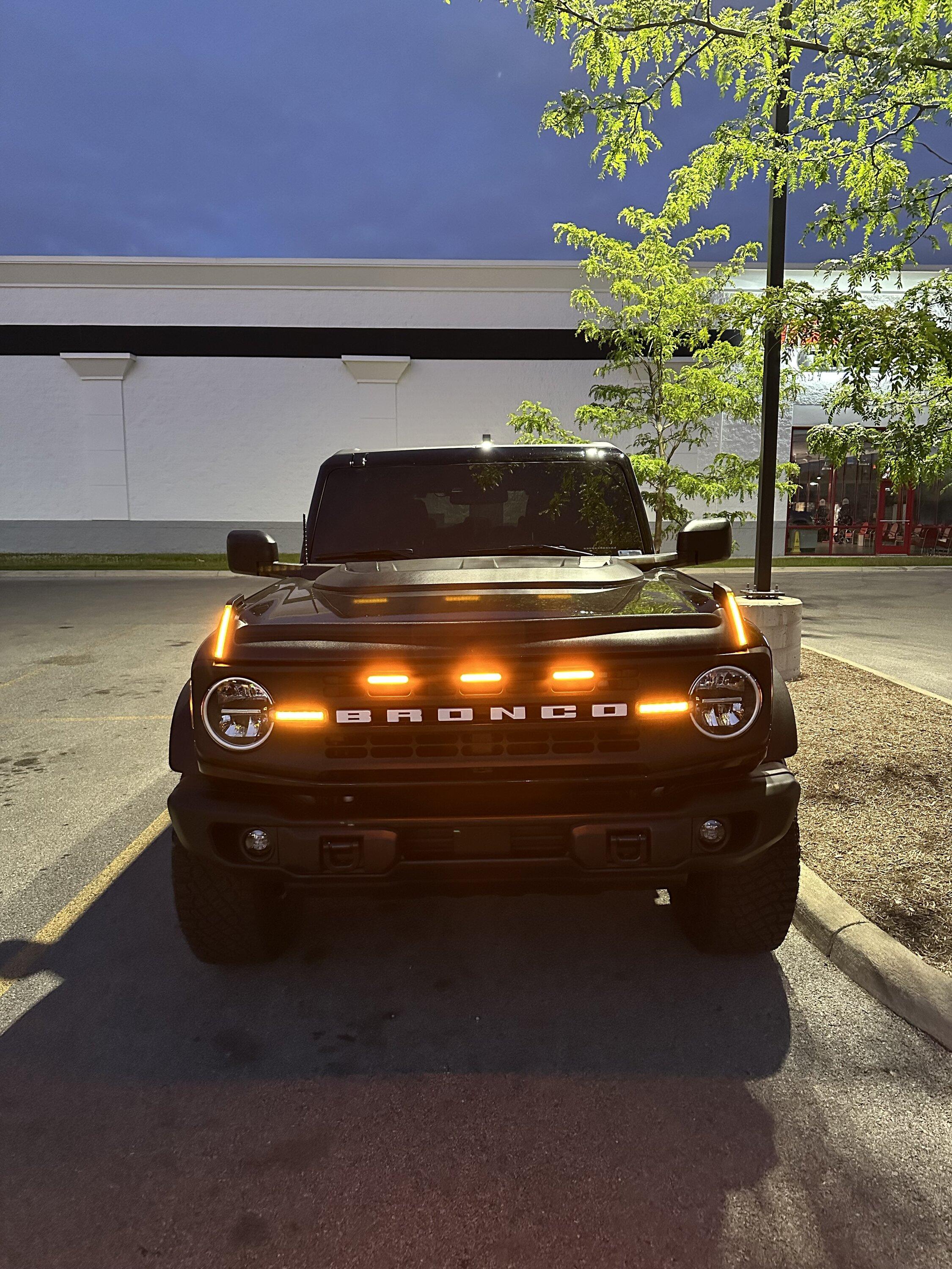 Ford Bronco Amber Grill light recommendations IMG_0383
