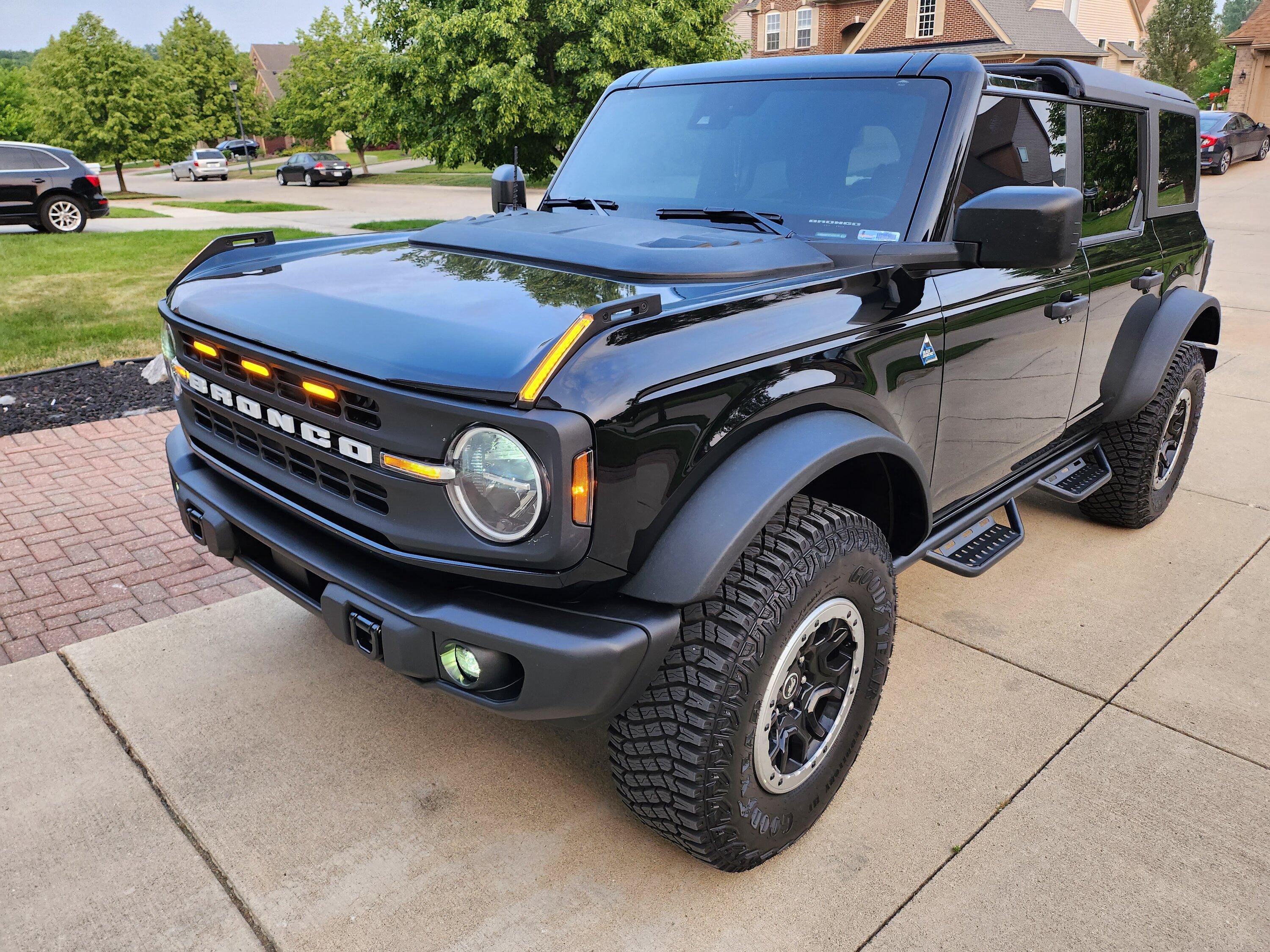 Ford Bronco Amber Grill light recommendations 1000008295