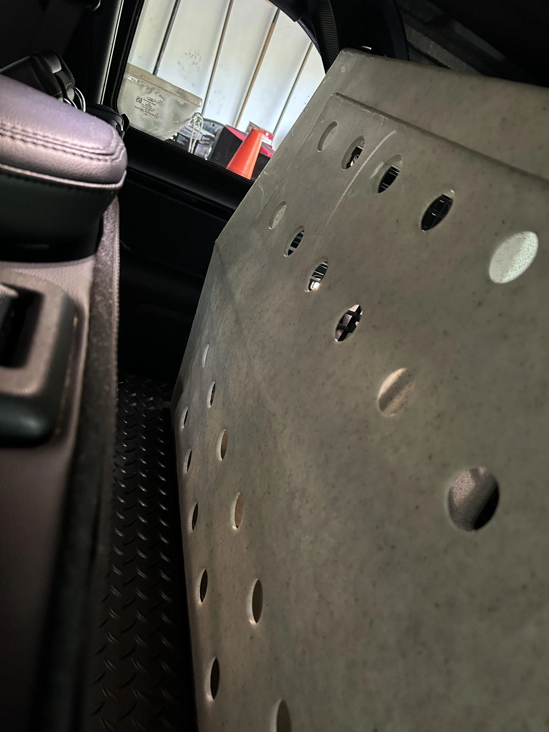 Ford Bronco Photo request: Cargo Security Drawer installed IMG_0541