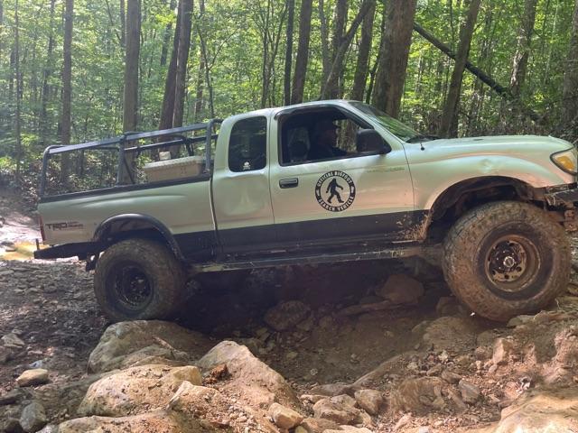 Ford Bronco Windrock TN 9.9.23 for 10 hrs IMG_1443
