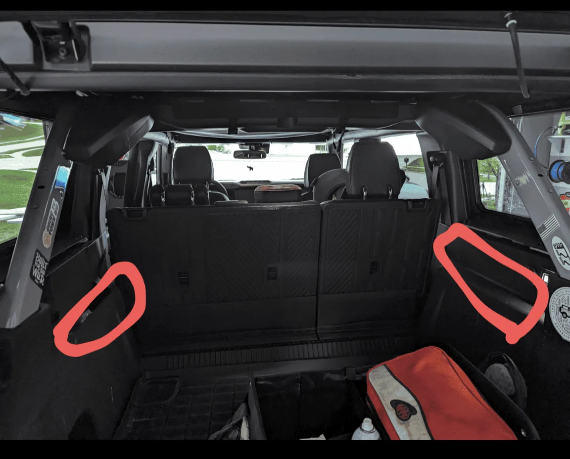 Ford Bronco Need help finding a DIY Thread! 1000005526