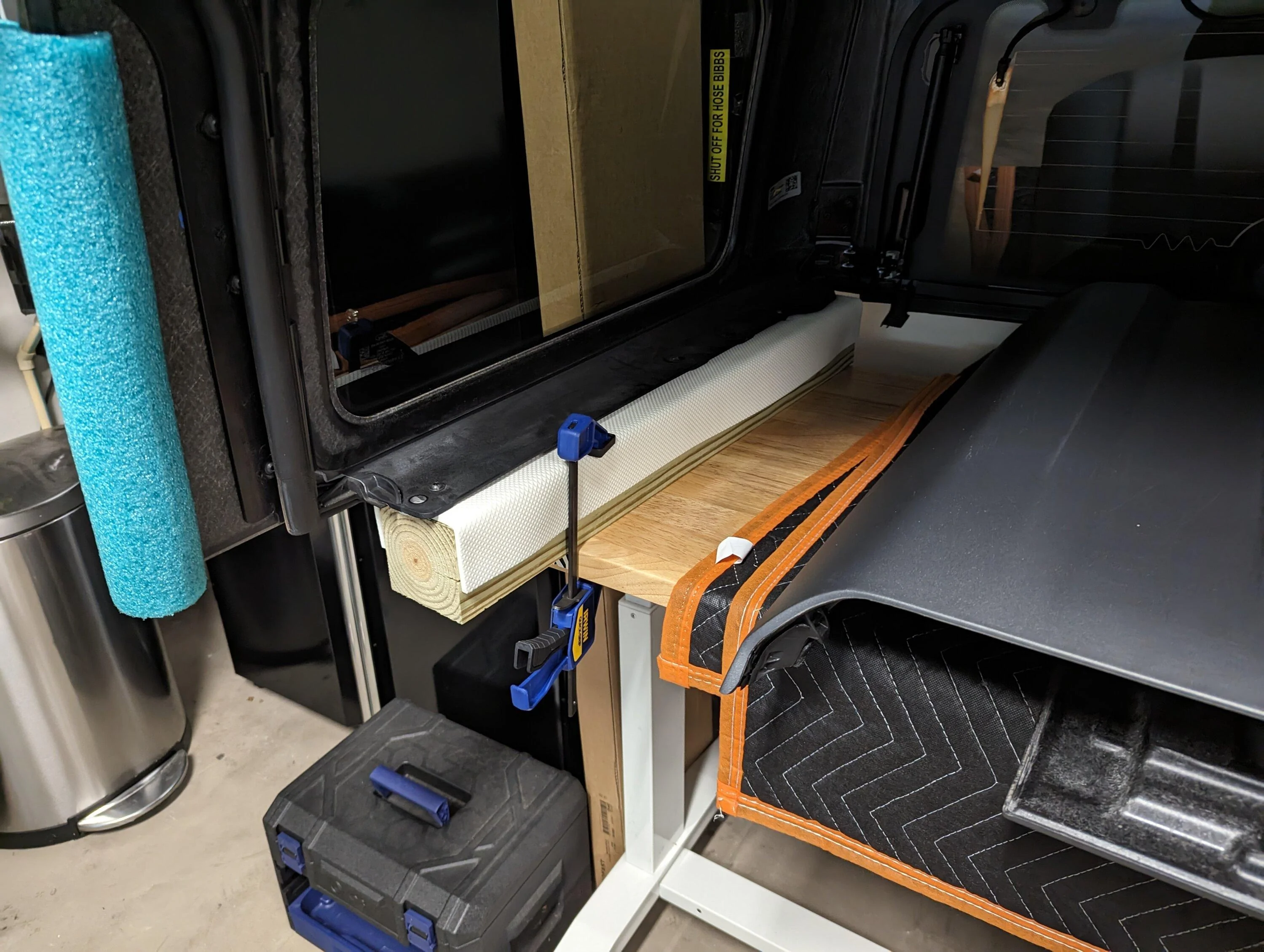 Ford Bronco Storing Hardtop (locating pins) PXL_20230911_221225243