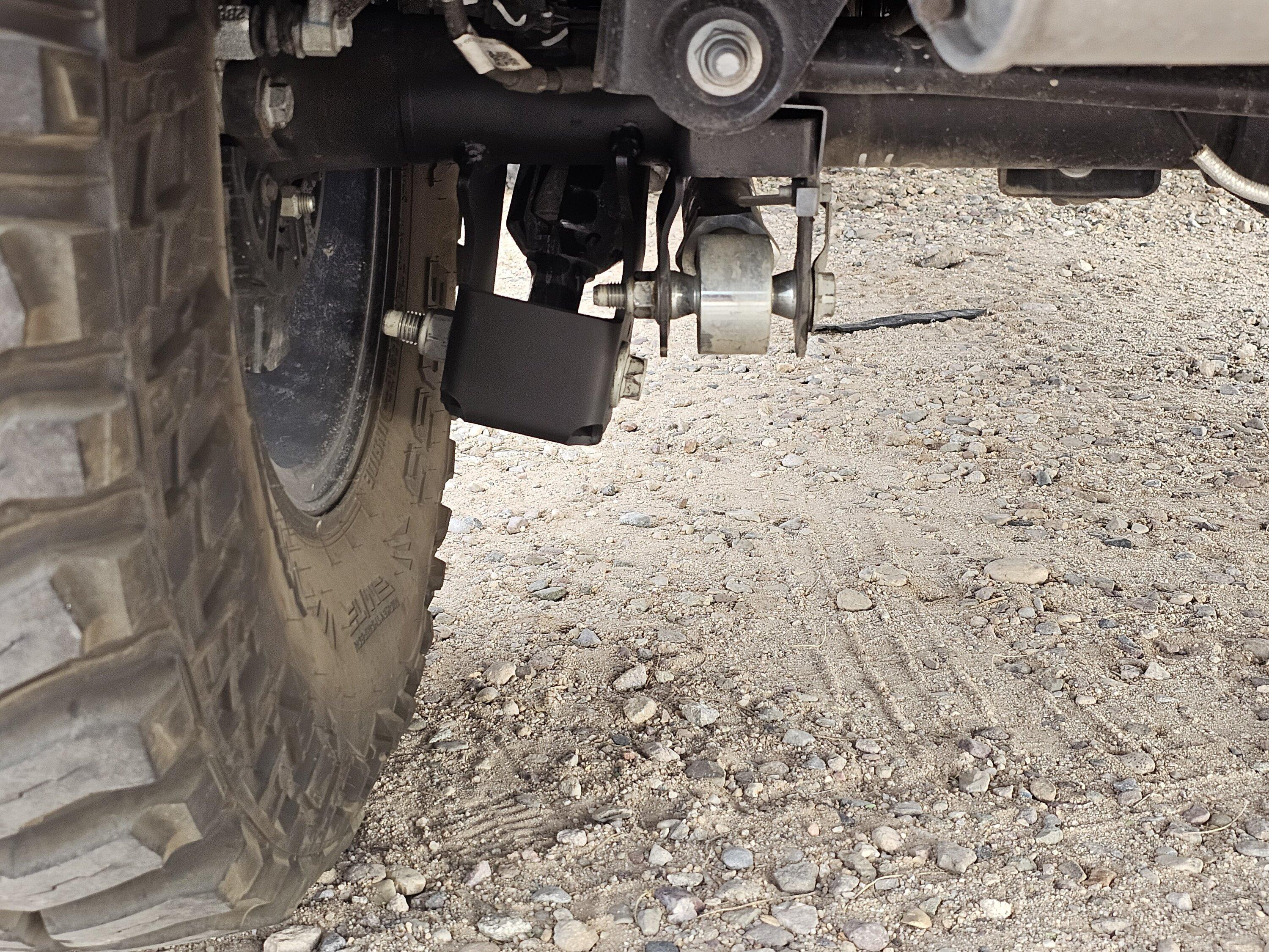 Ford Bronco Bent rear lower shock mount, need advice 20230911_173702