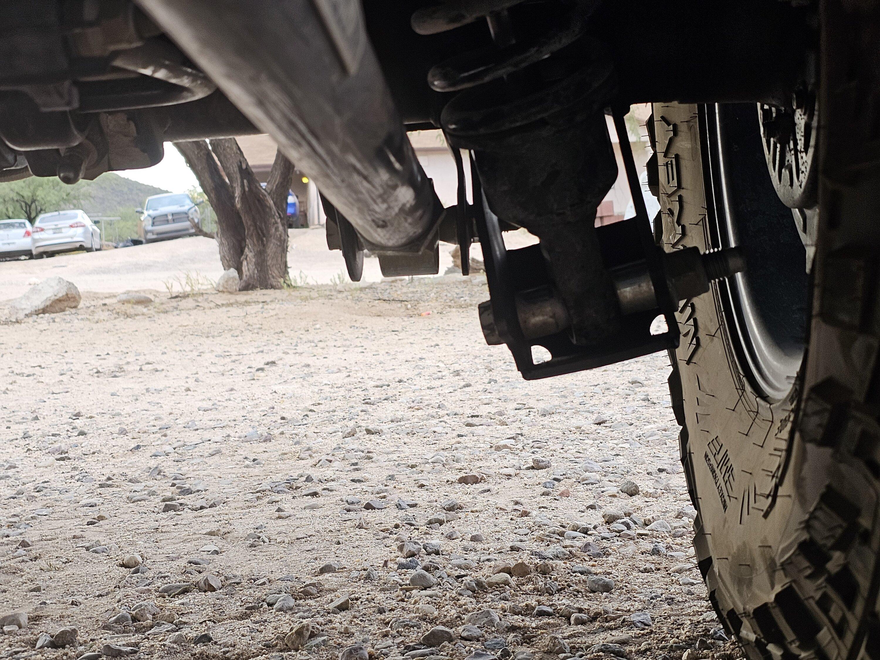 Ford Bronco Bent rear lower shock mount, need advice 20230911_173717