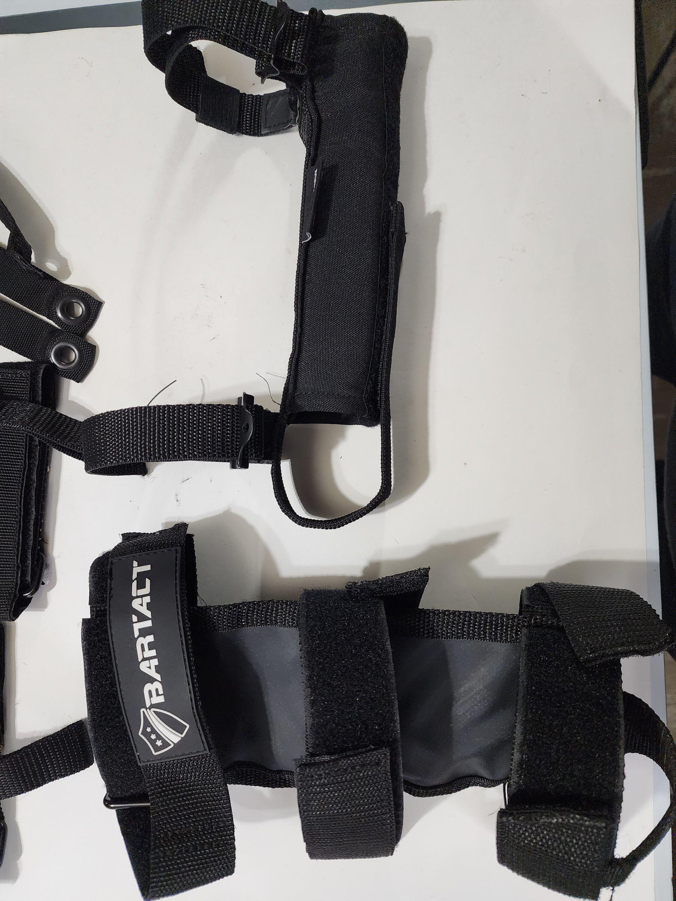 Ford Bronco Bartact handles, fire, mag light 20230912_130431