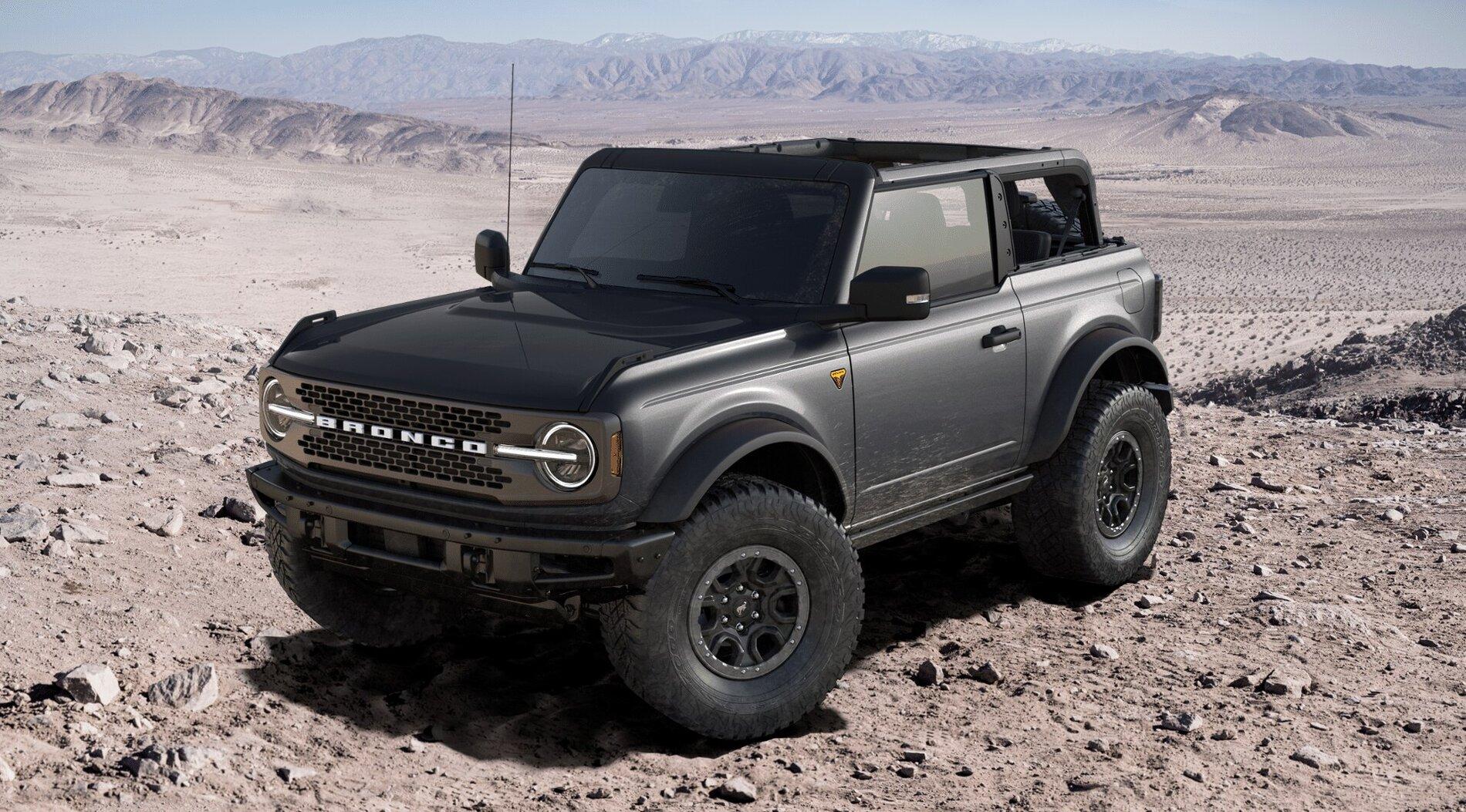 Ford Bronco Carbonized Gray 2-Door Badlands gray