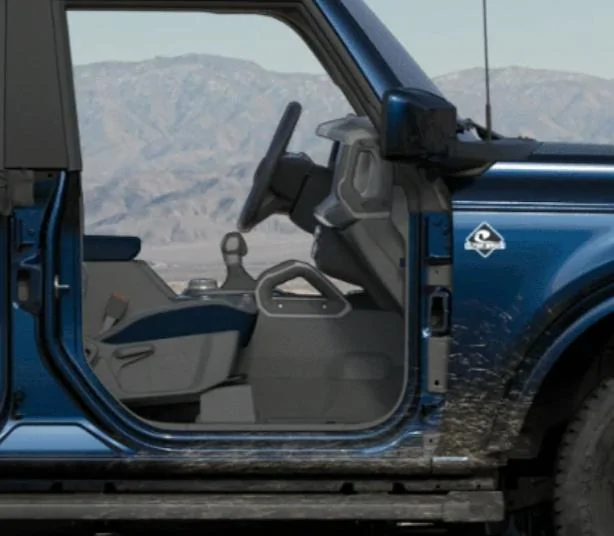 Ford Bronco Brilliant: Handle, stitching and badge SmartSelect_20201028-104137_Chrom