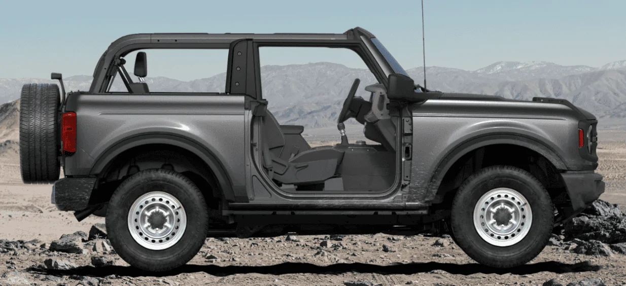 Ford Bronco Brilliant: Handle, stitching and badge 1603906675961