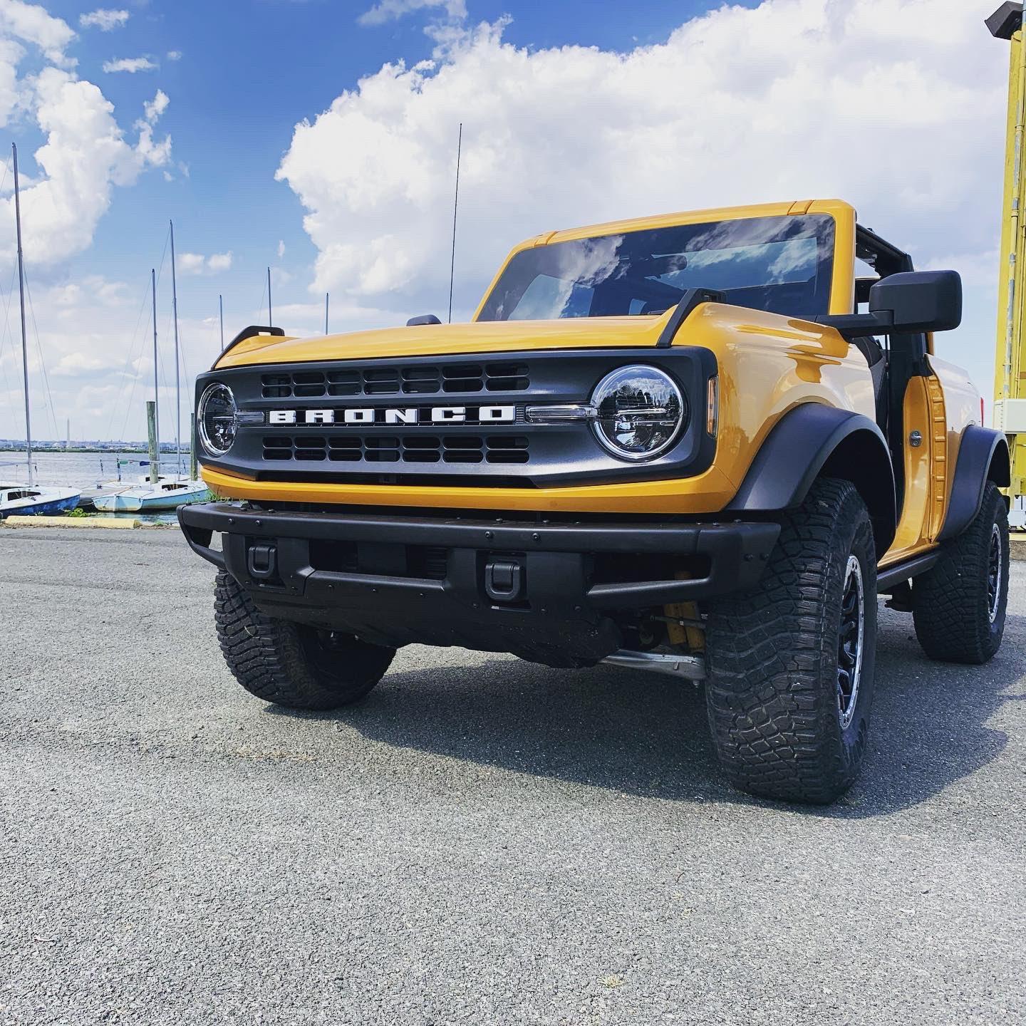 Ford Bronco 2 Door Sasquatch Picture Thread (no CGI) ec_mpb6xyaimil6-2-jpe