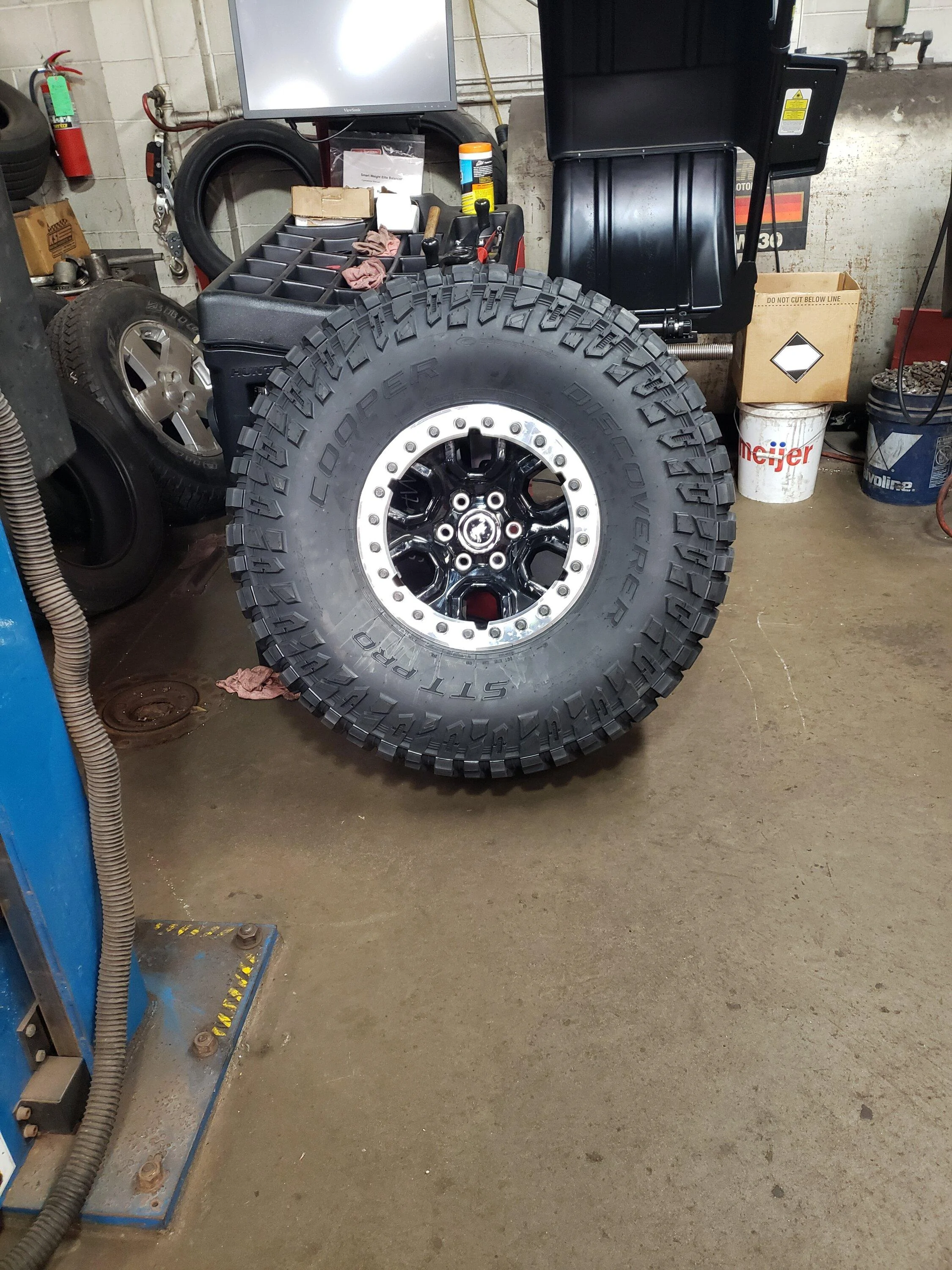 Ford Bronco Looking for tire suggestions 20230824_170406
