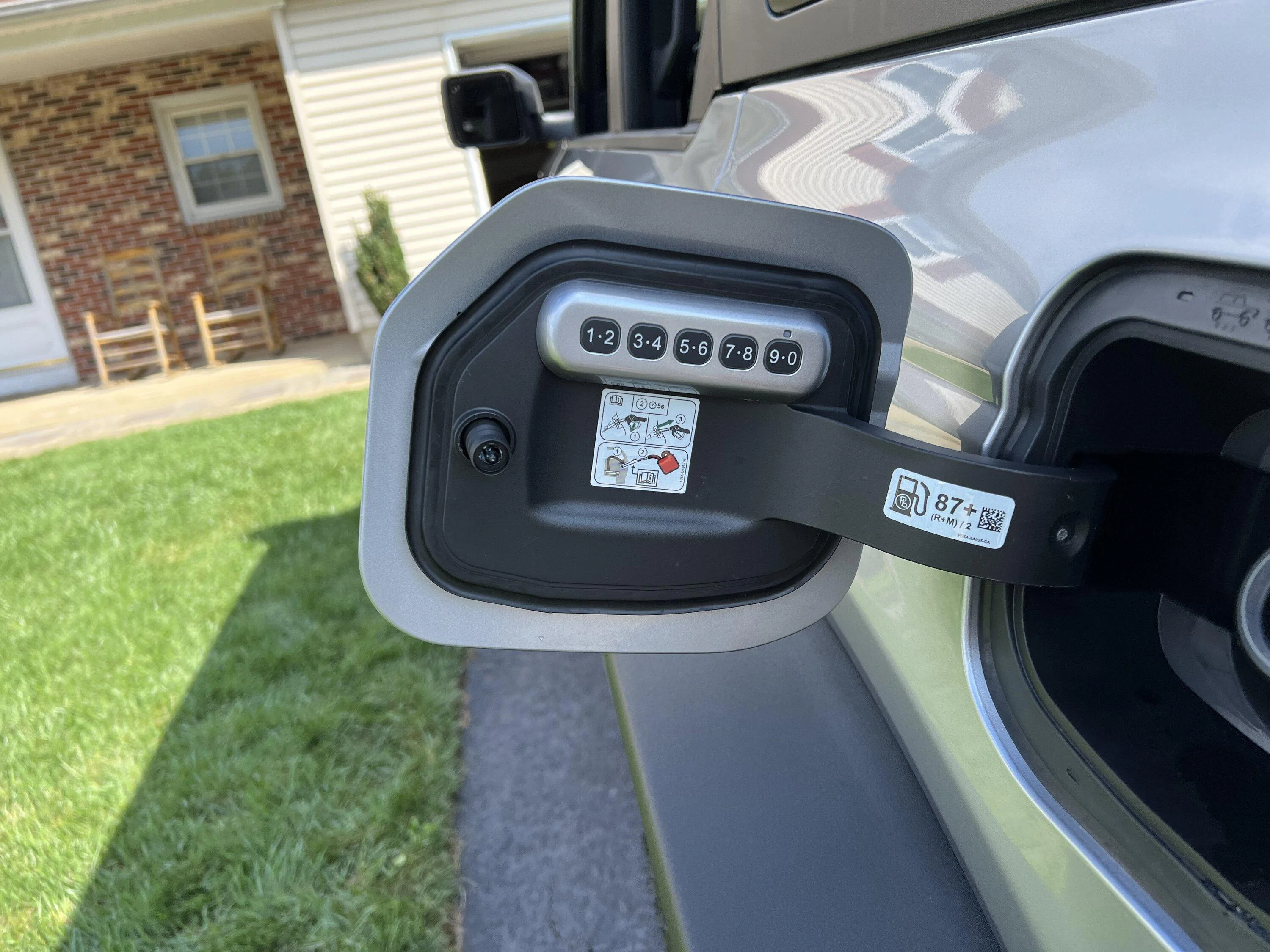 Ford Bronco What did you do TO / WITH your Bronco today? 👨🏻‍🔧🧰🚿🛠 IMG_8726