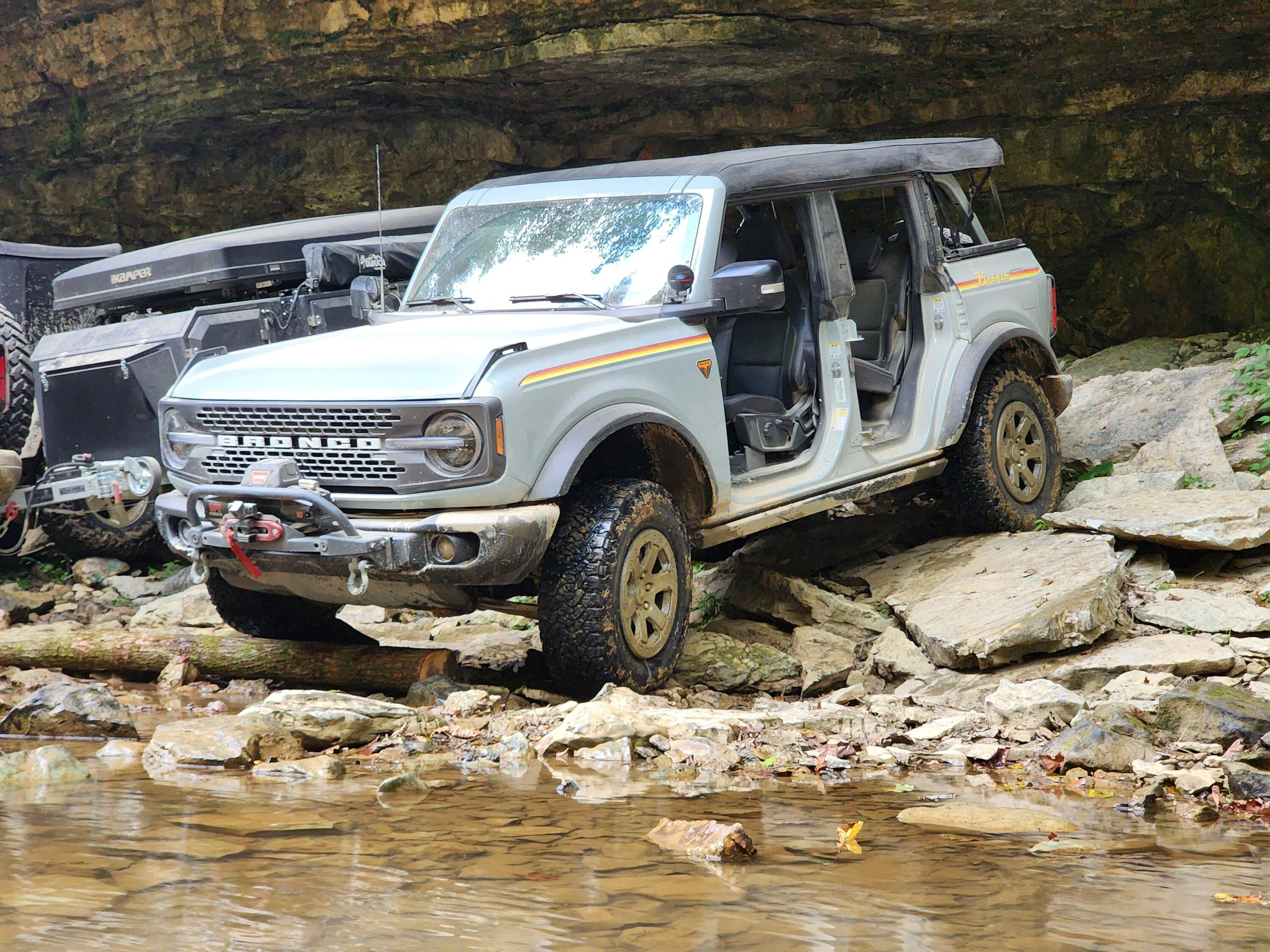 Ford Bronco CACTUS GRAY Bronco Club 20230909_170229