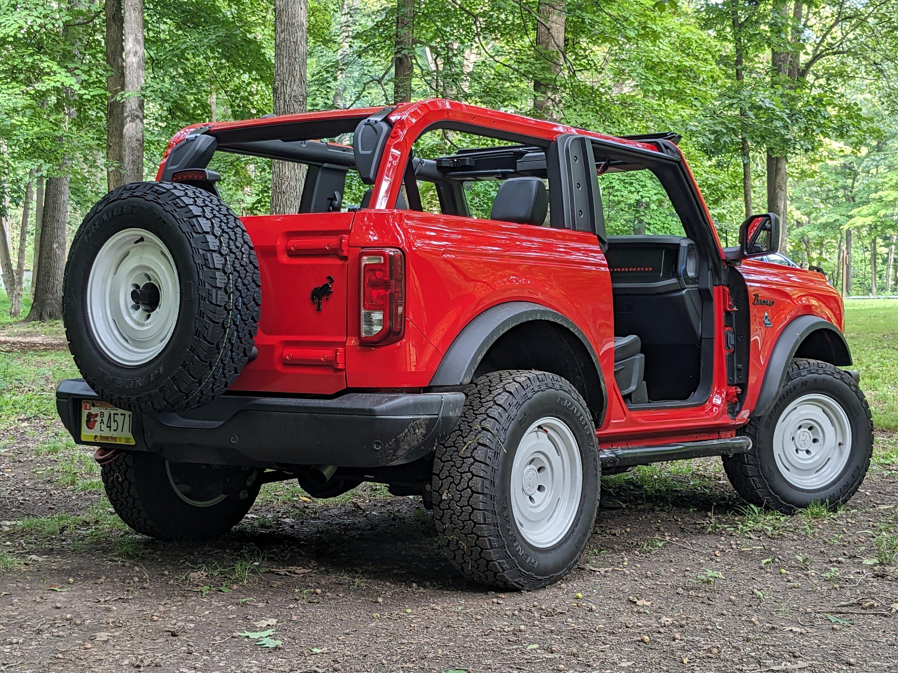 Ford Bronco "Old School" Classic Bronco Looks [Photos Edition] -- post pics of your build! PXL_20230812_212748064