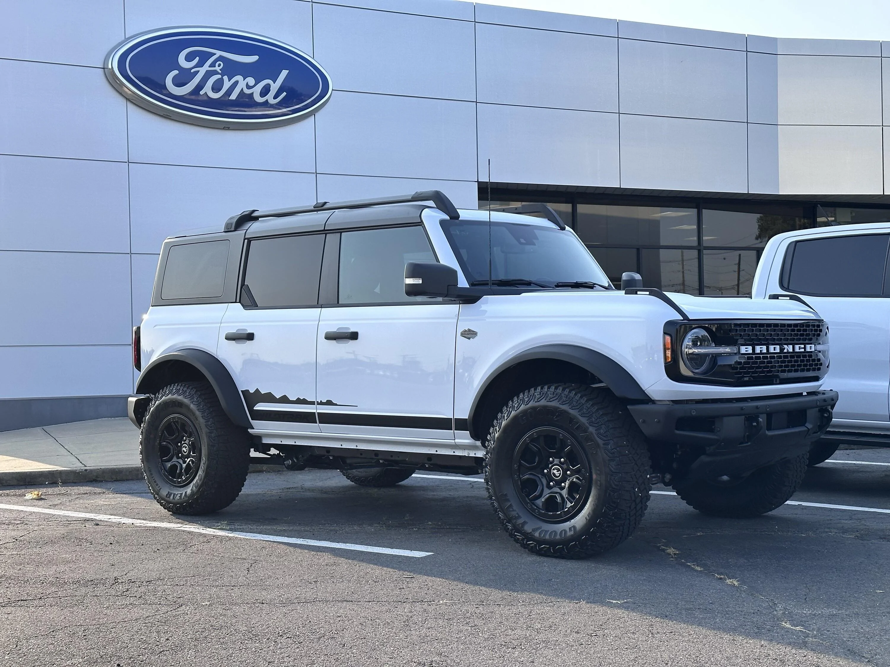Ford Bronco IM A HORSE - Definitely not a build. 53044765793_6d4f018b0f_4k