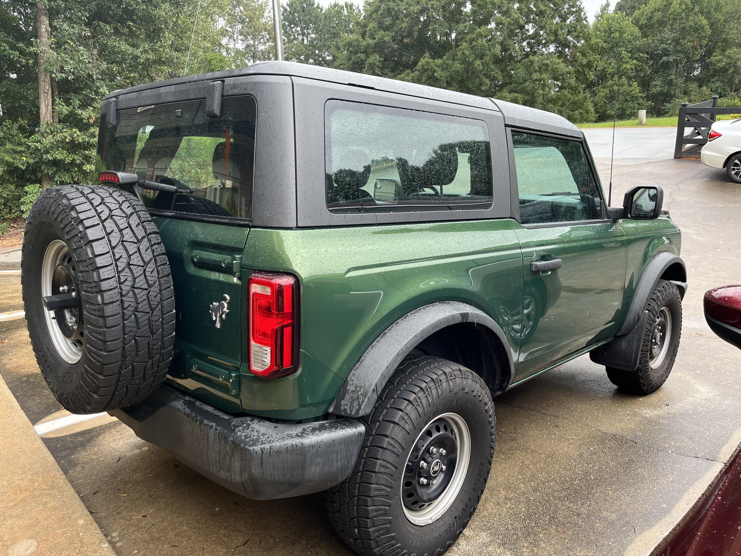 Ford Bronco 2022 Manual Base IMG_3016