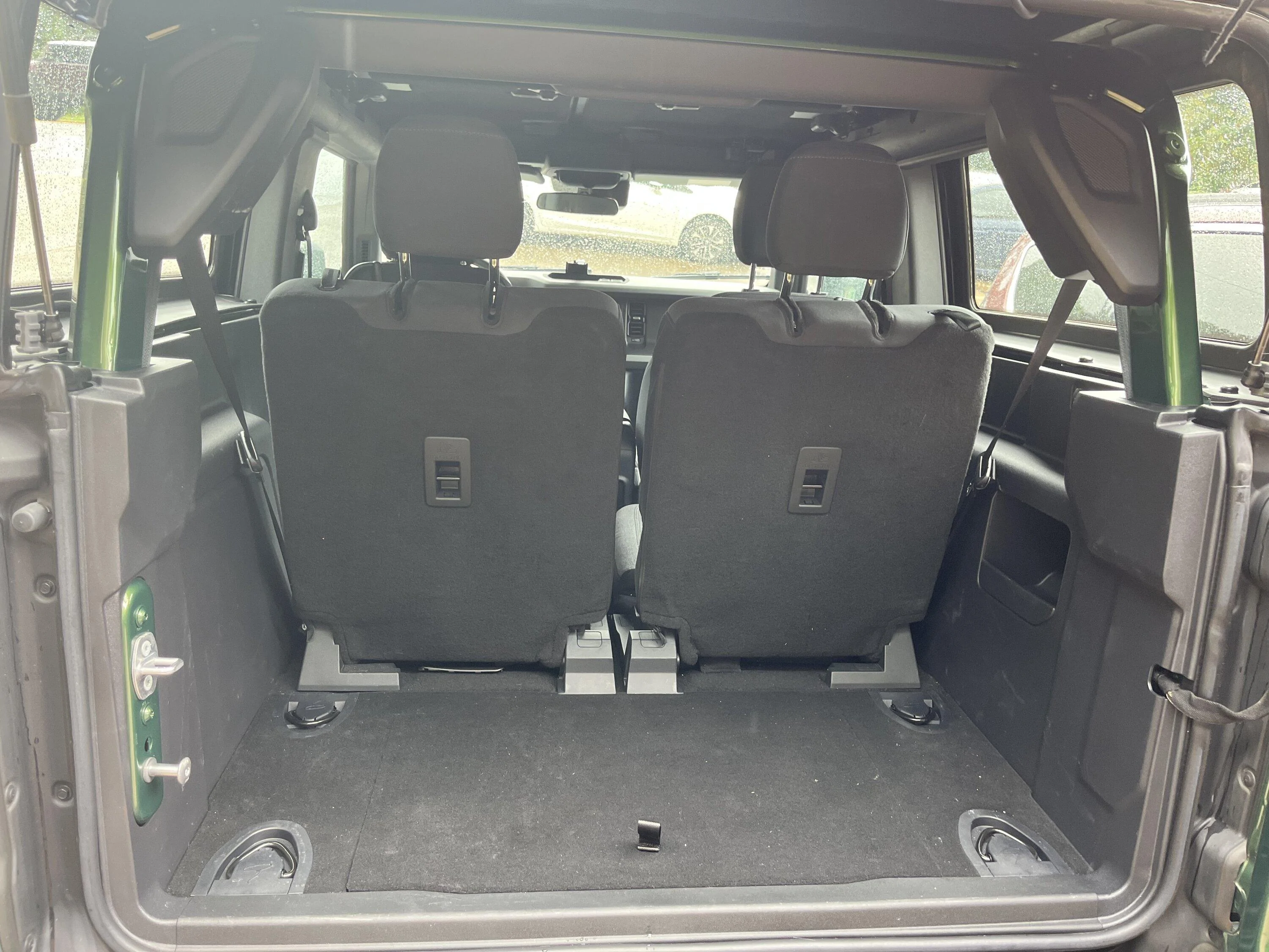 Ford Bronco 2022 Manual Base IMG_3012