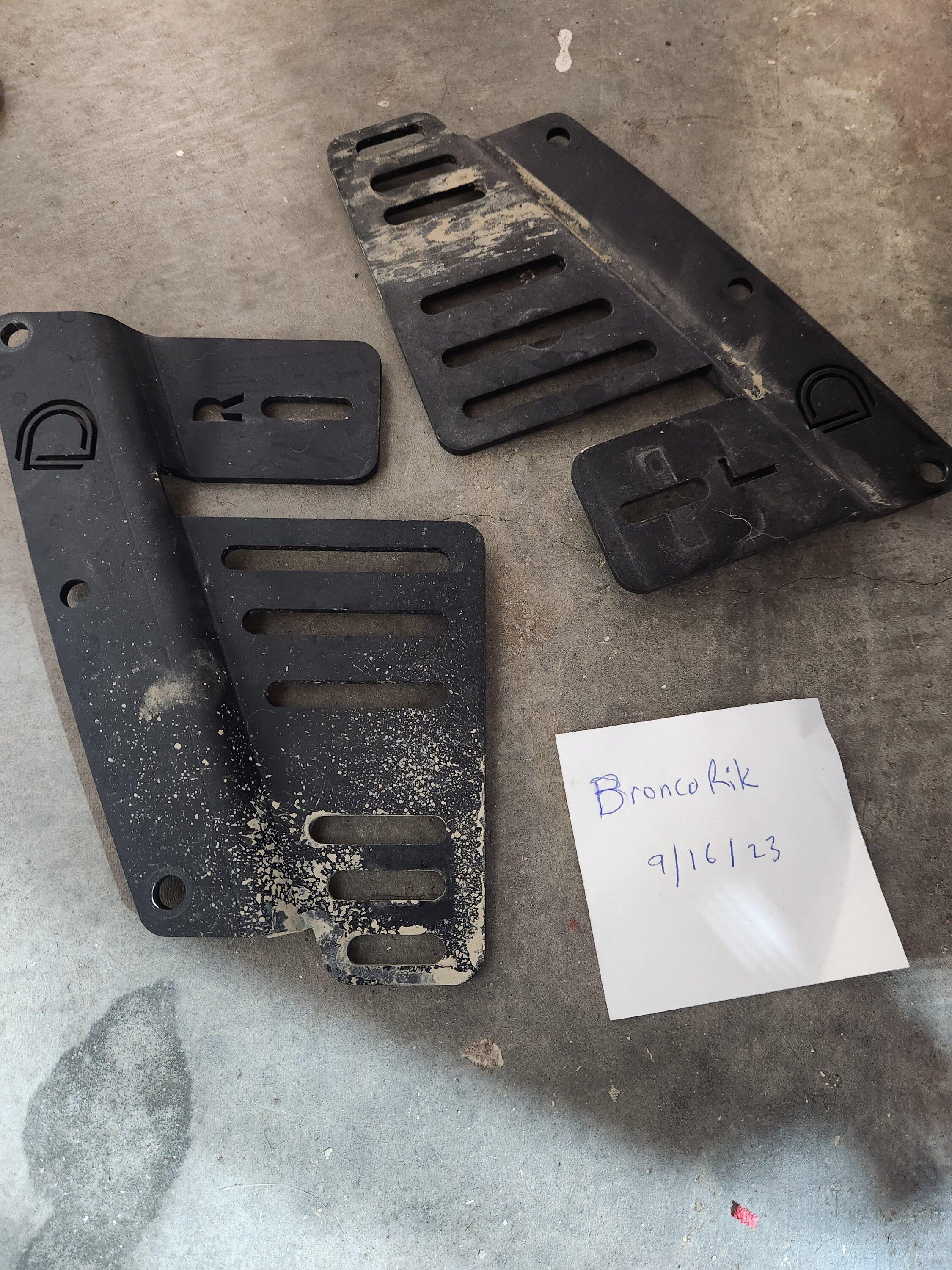Ford Bronco Diode Dynamics pod mounting plates for modular bumper 20230916_120444